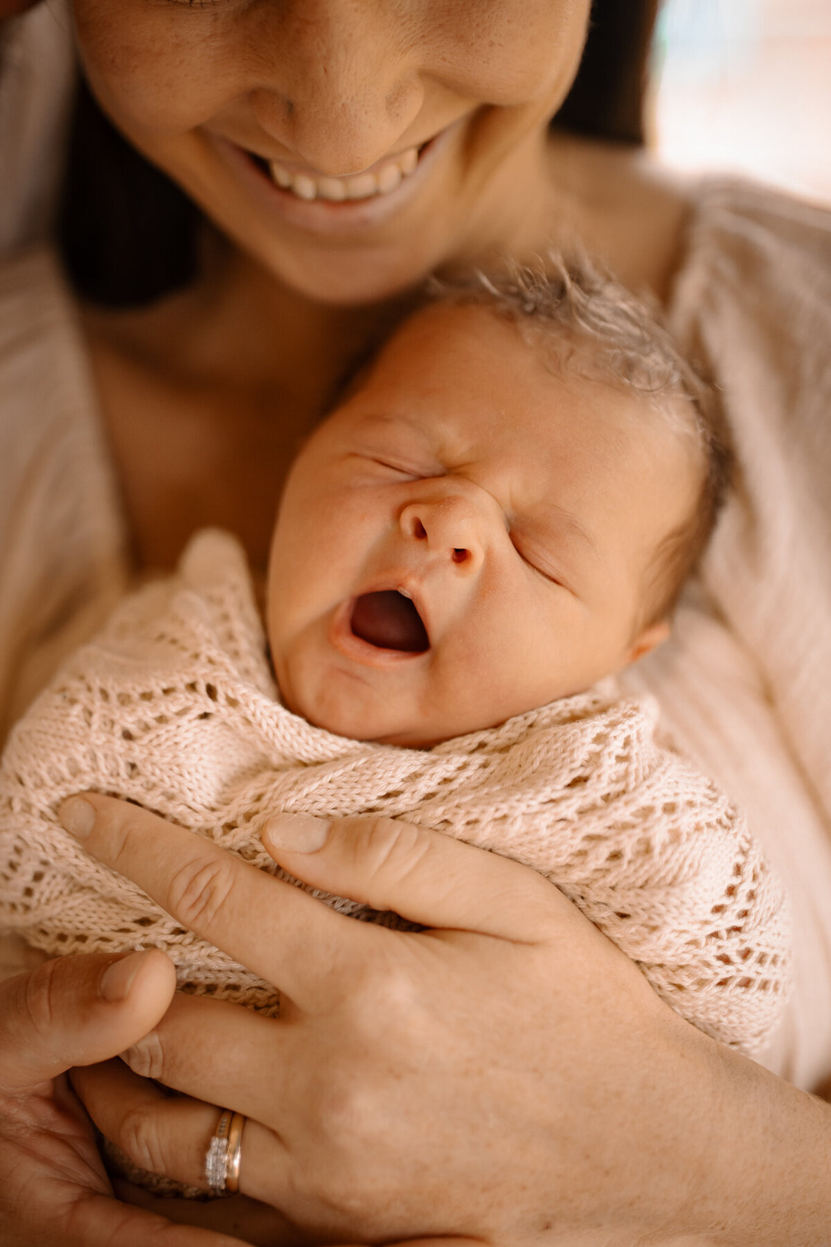 Photographers hawkes Bay Newborn Photoshoot maternity Pregnant unposed natural