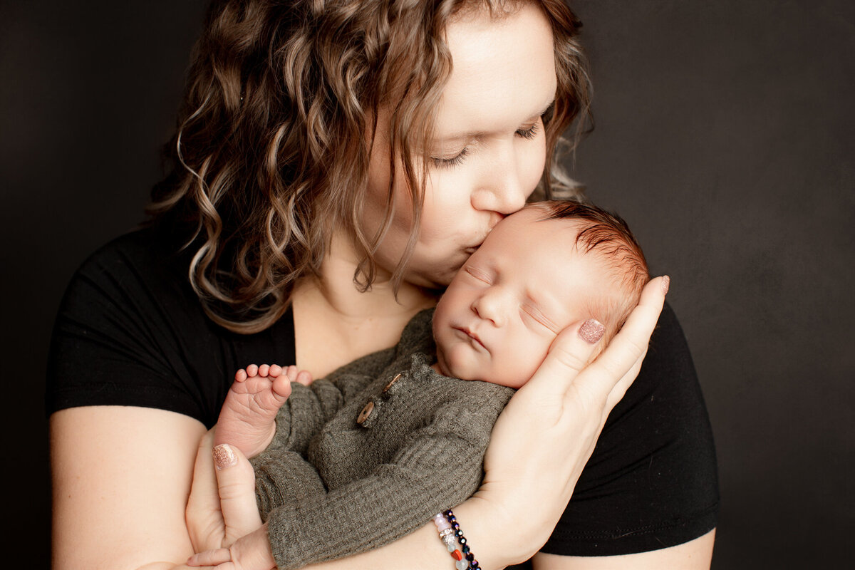 best motherhood photography Cave Springs, Bentonville motherhood photographer, mommy + me portrait session NW Arkansas