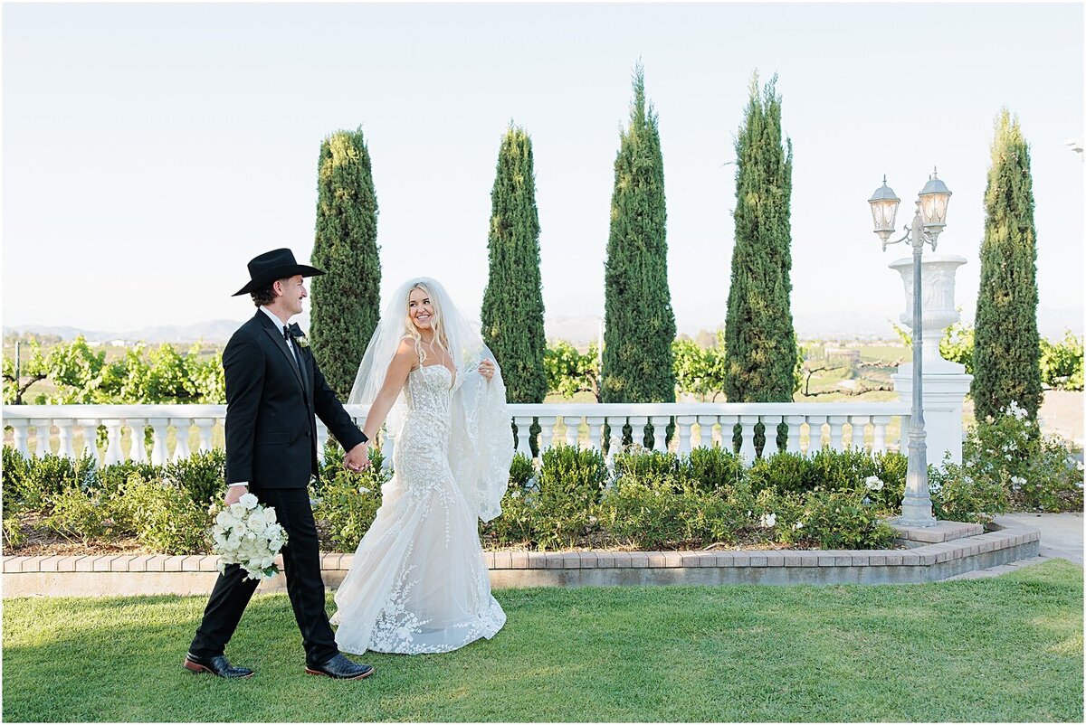 Mount-Palomar-Winery-Wedding-Southern-California_0029