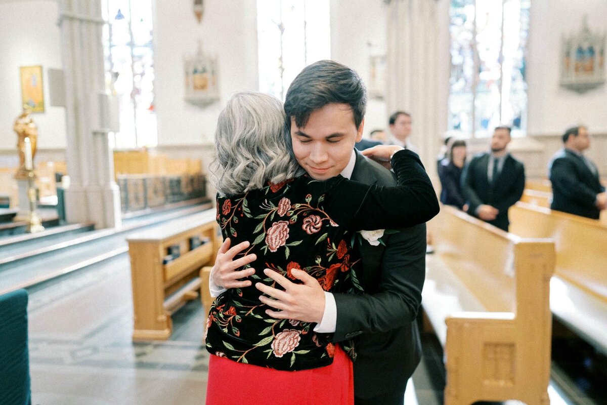 W10-Wedding-St-Michaels-Cathedral-Basilica-Jennifer-and-Anthony-2024-10-19-2500px-1069
