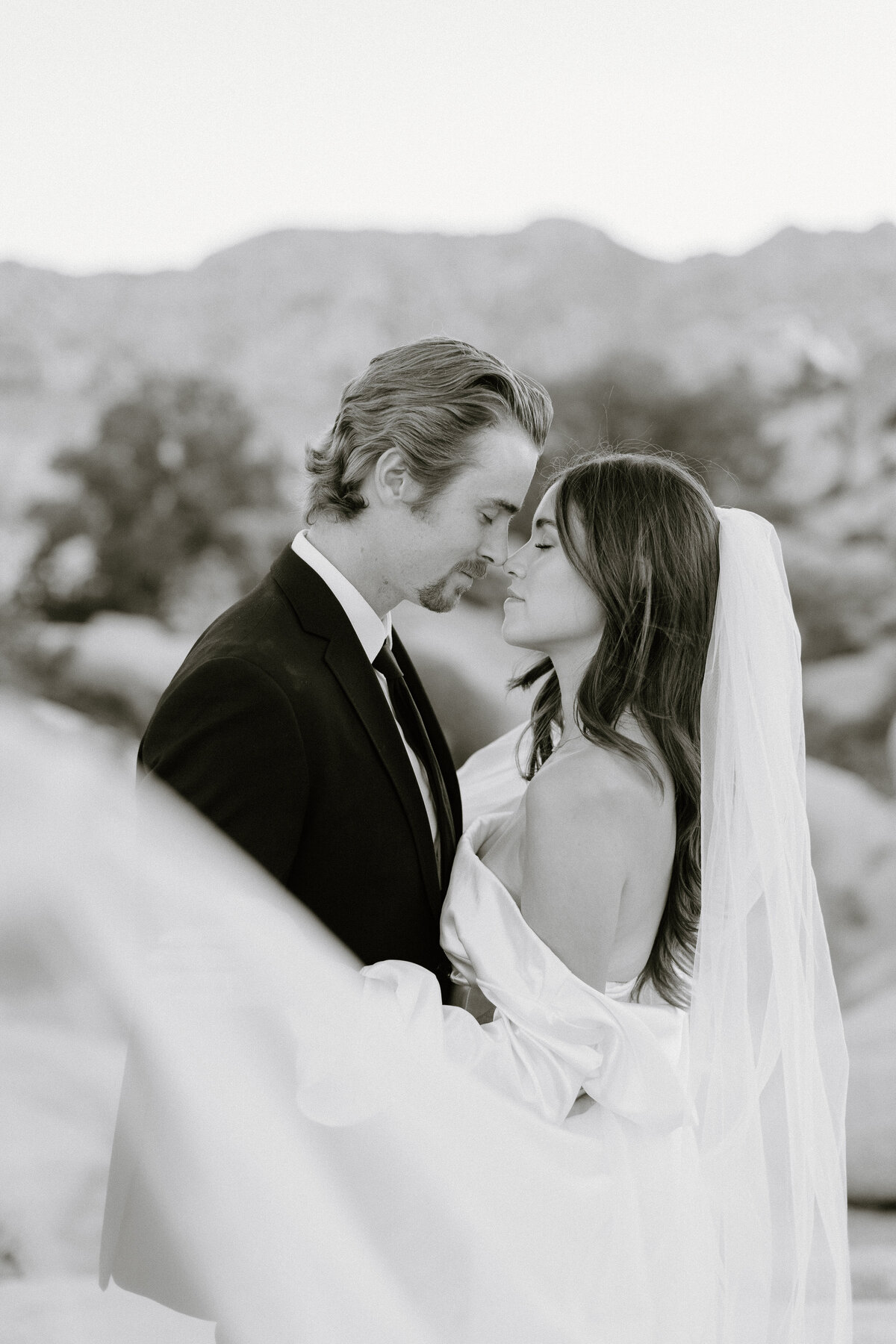 Joshua-Tree-California-Wedding-Photography-Session-D-28