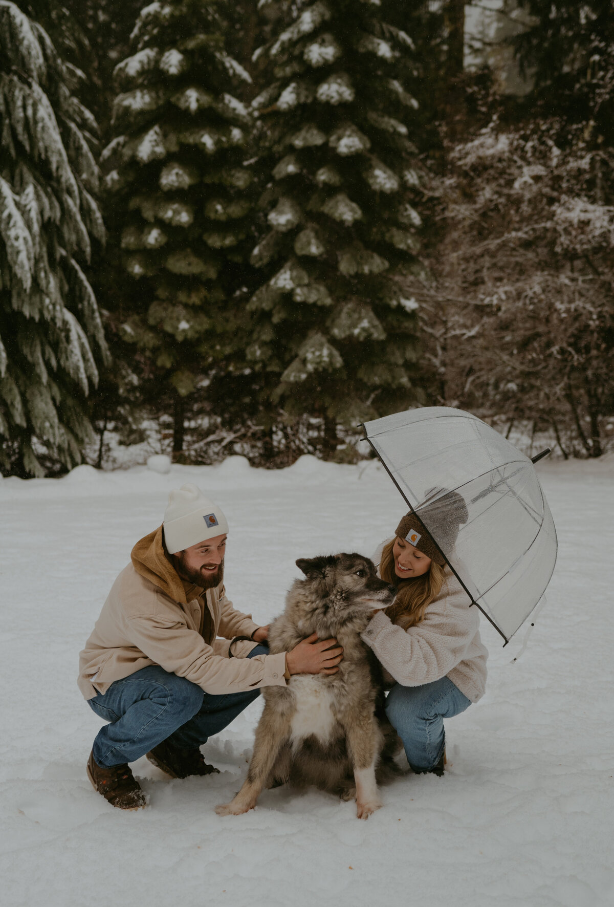 Oregon-Snow-engagement-photos-17