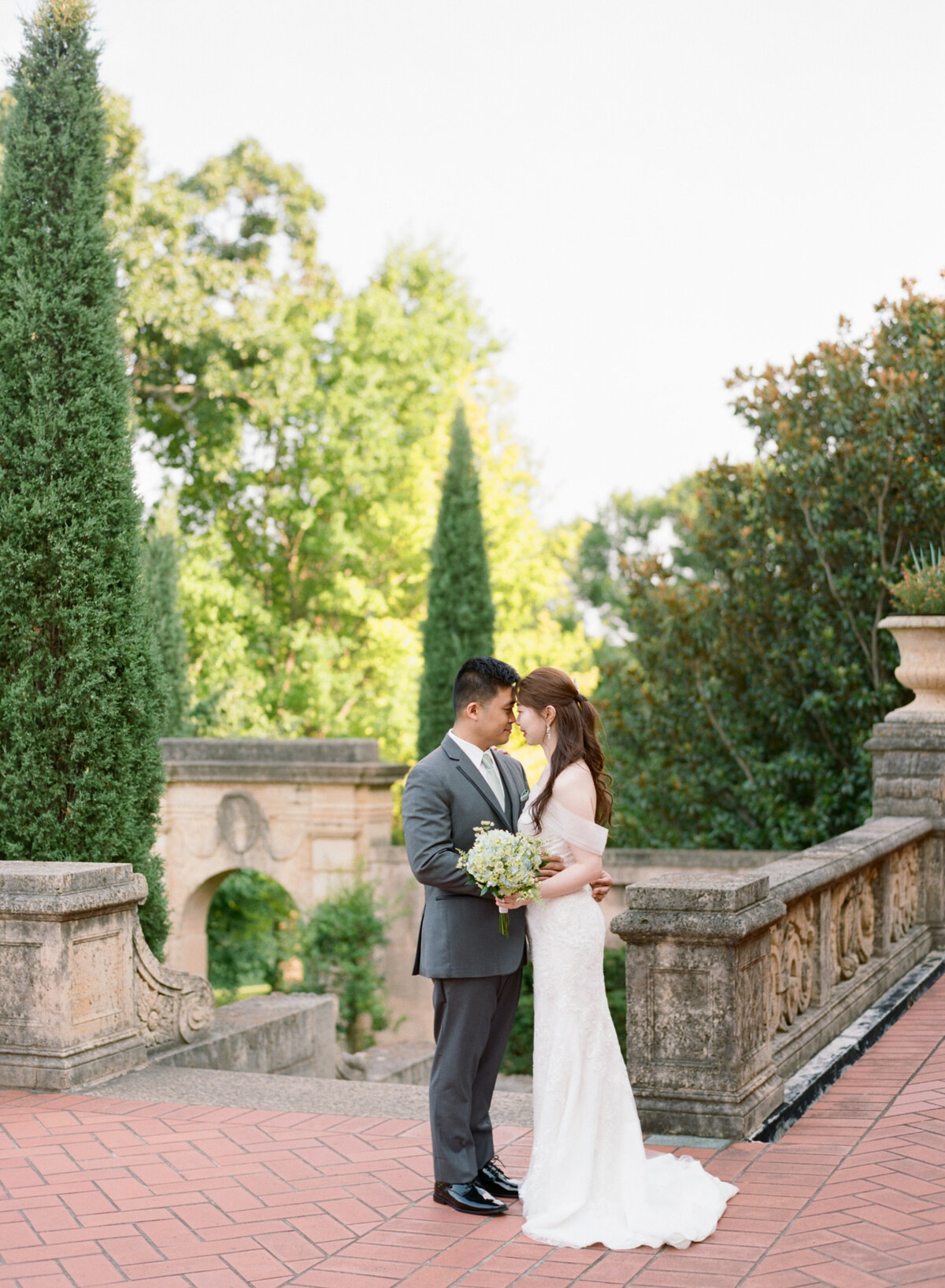 07-19-2021 Vincent and Sophia Wedding at The Philbrook Museum Tulsa Wedding Photographer Laura Eddy-4