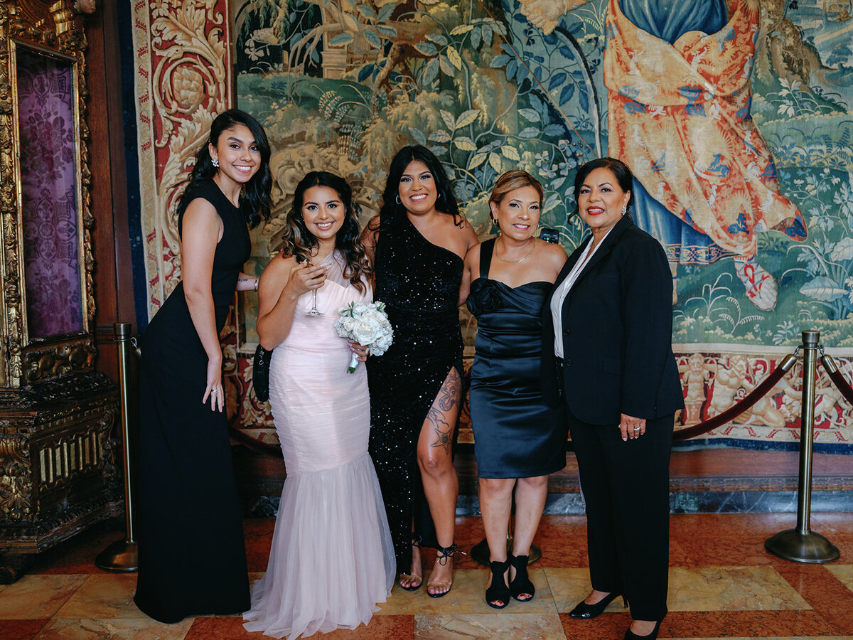 Cocktail hour at Larz Anderson House Guests