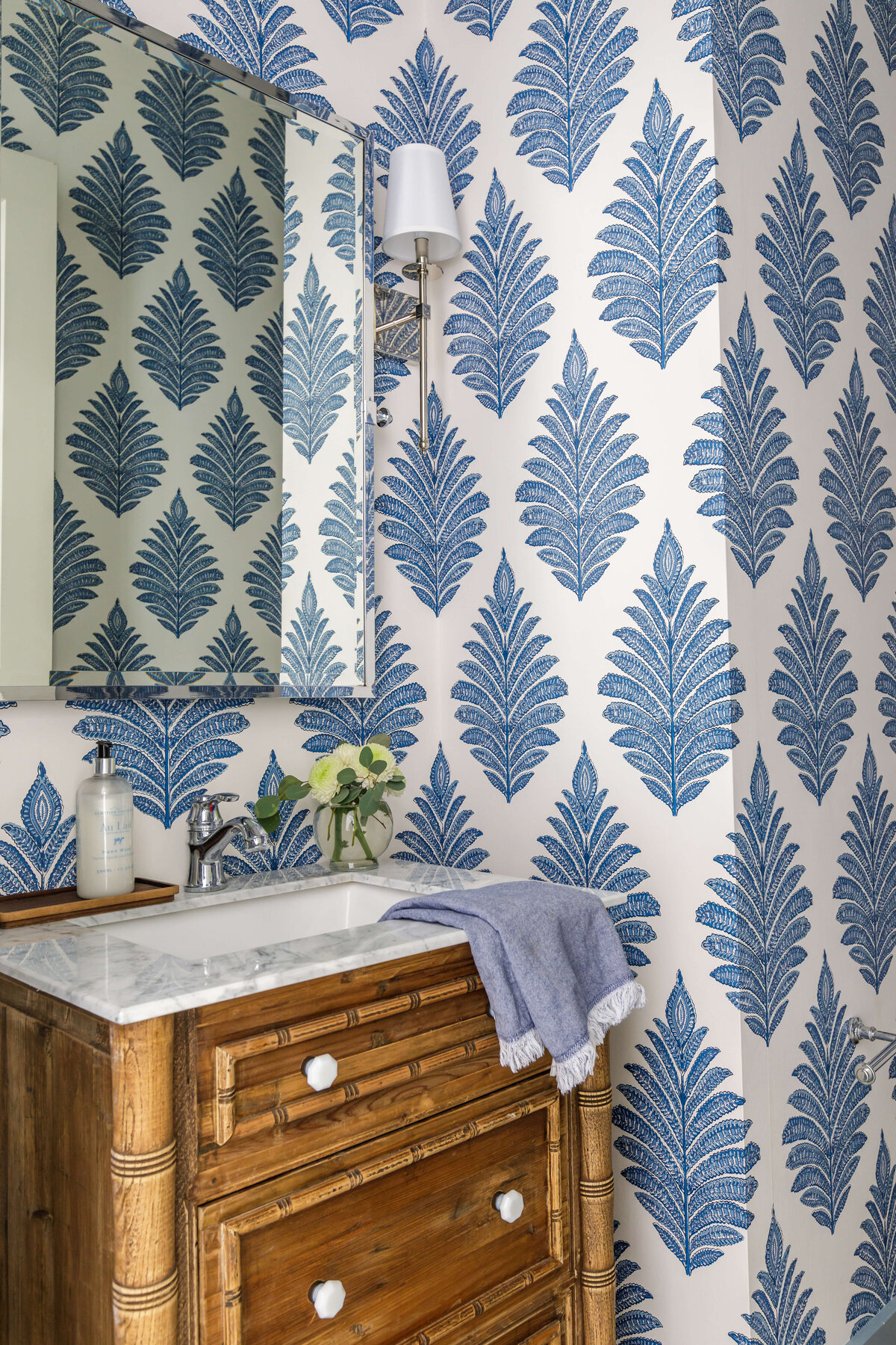 Fernandina Beach Powder Room LolaInteriors