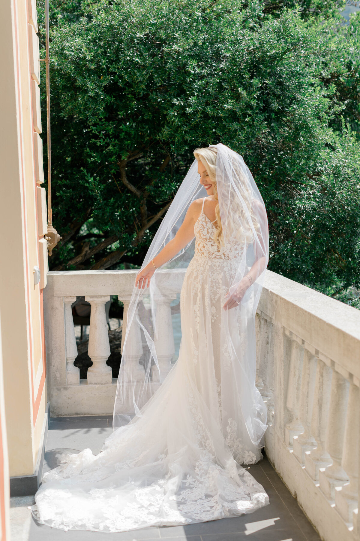 Lauren and Doug - Lake Como Italy Wedding - Magdalena Studios - 577