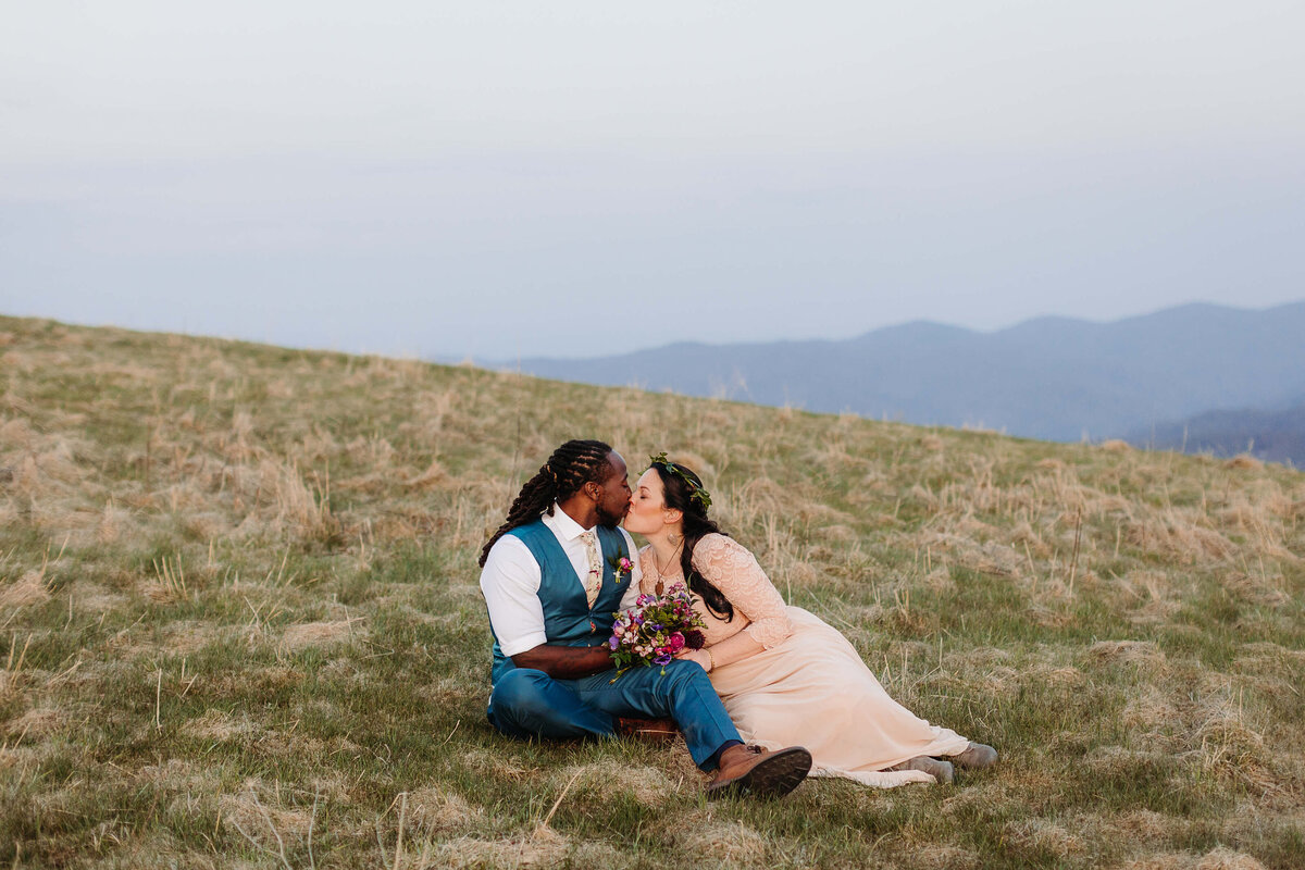 Max-Patch-Sunset-Mountain-Elopement-135