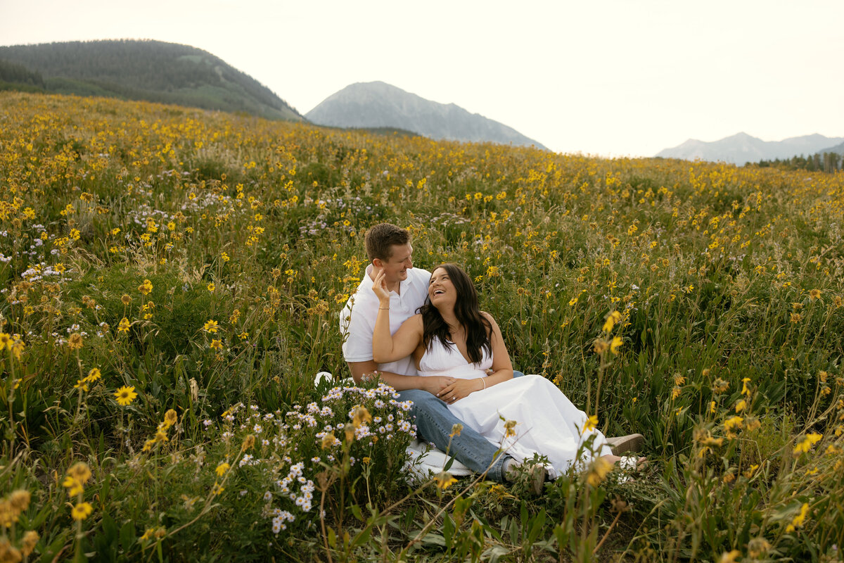 Abigail Anne Photography Colorado and Chicago Wedding and Couples Photographer — Portfolio Featured Story — Emily and Kayne's Engagement 31