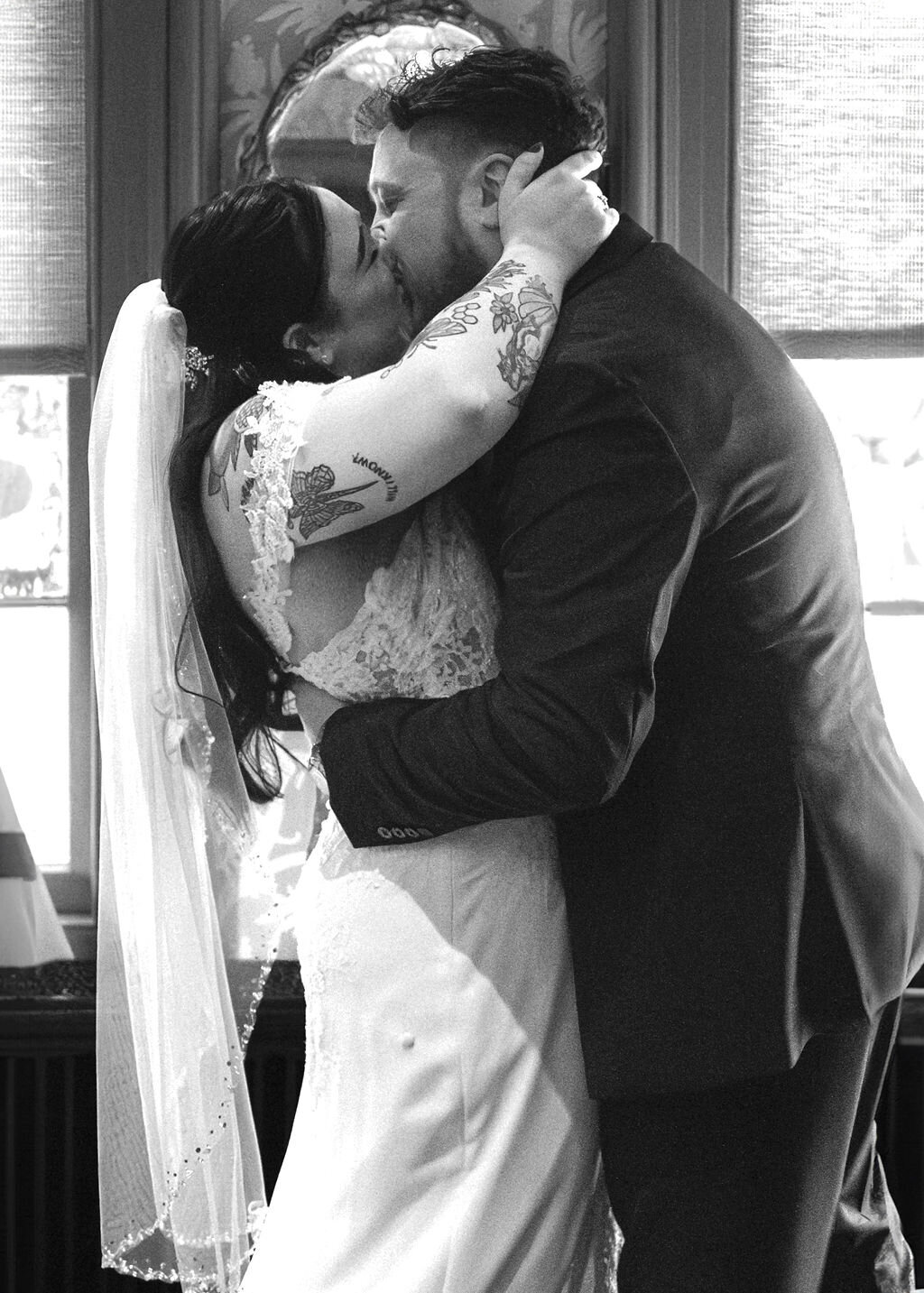 Intimate Wedding and Elopement Photographer21