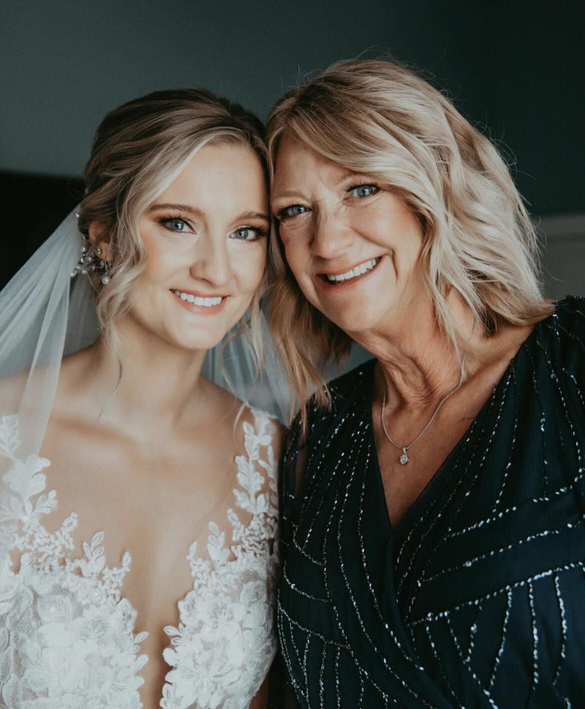 Hayley Palmer Ohio Bridal Makeup Artist28