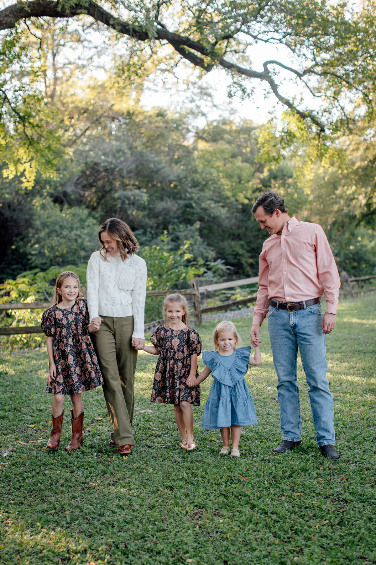 outdoor-family-lifestyle-candid-aledo-fort worth-texas_011