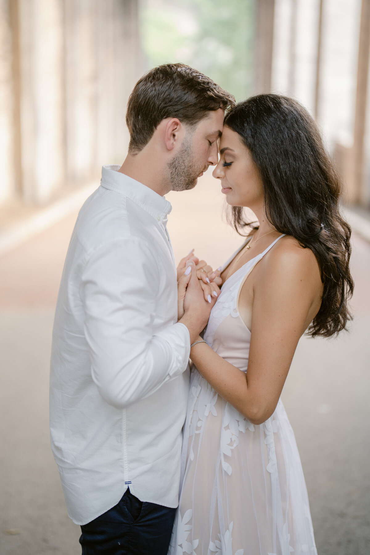 centralparkenengagementsession-engagementsessionnyc-fineartweddingphotographer-felixfeyginphotography-018