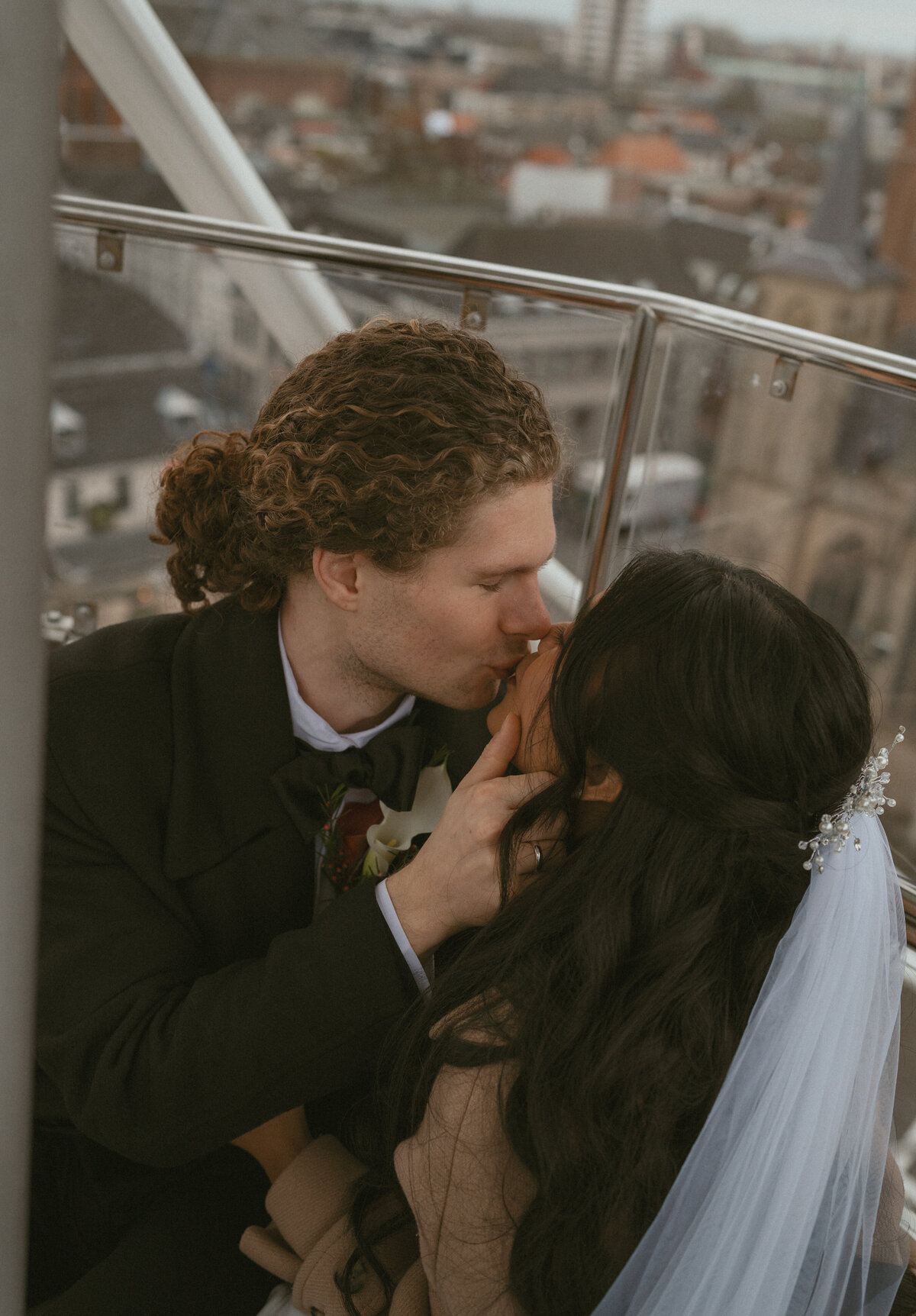 wedding-couple-photoshoot-'s-Hertogenbosch-couple-photographer-amsterdam-inhosuecapture-1