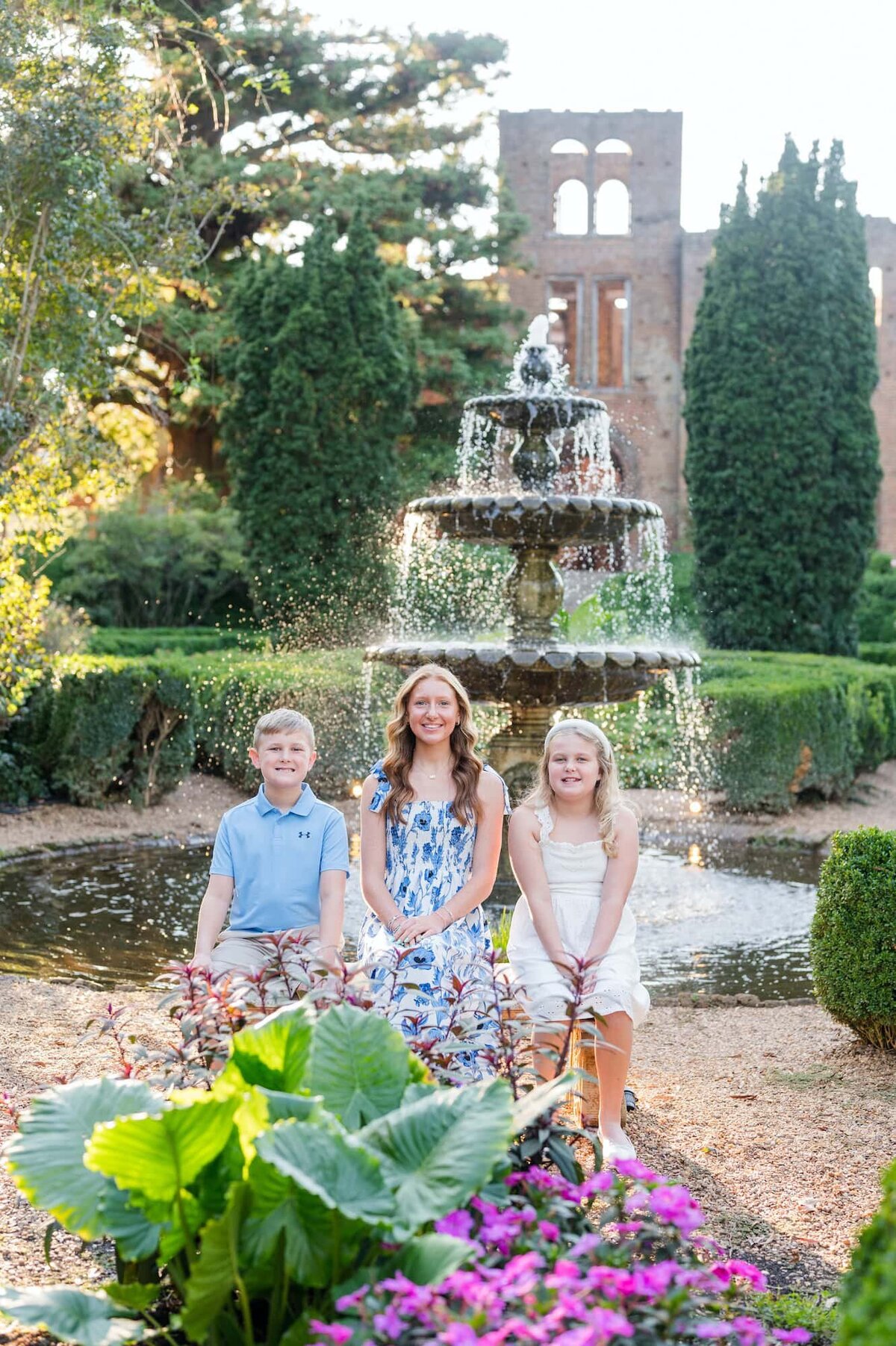 Elli-Row-Photography-Barnsley-Gardens_6121_1