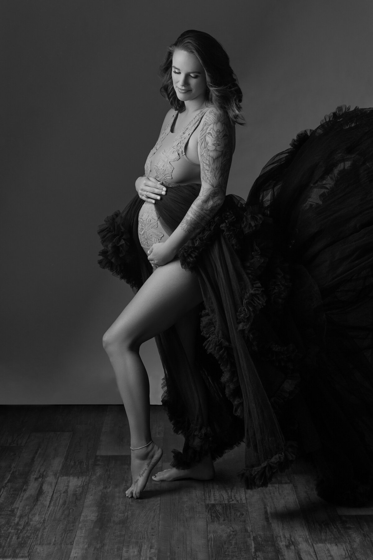 In BW Raleigh NC Maternity Portrait Photographer 5
