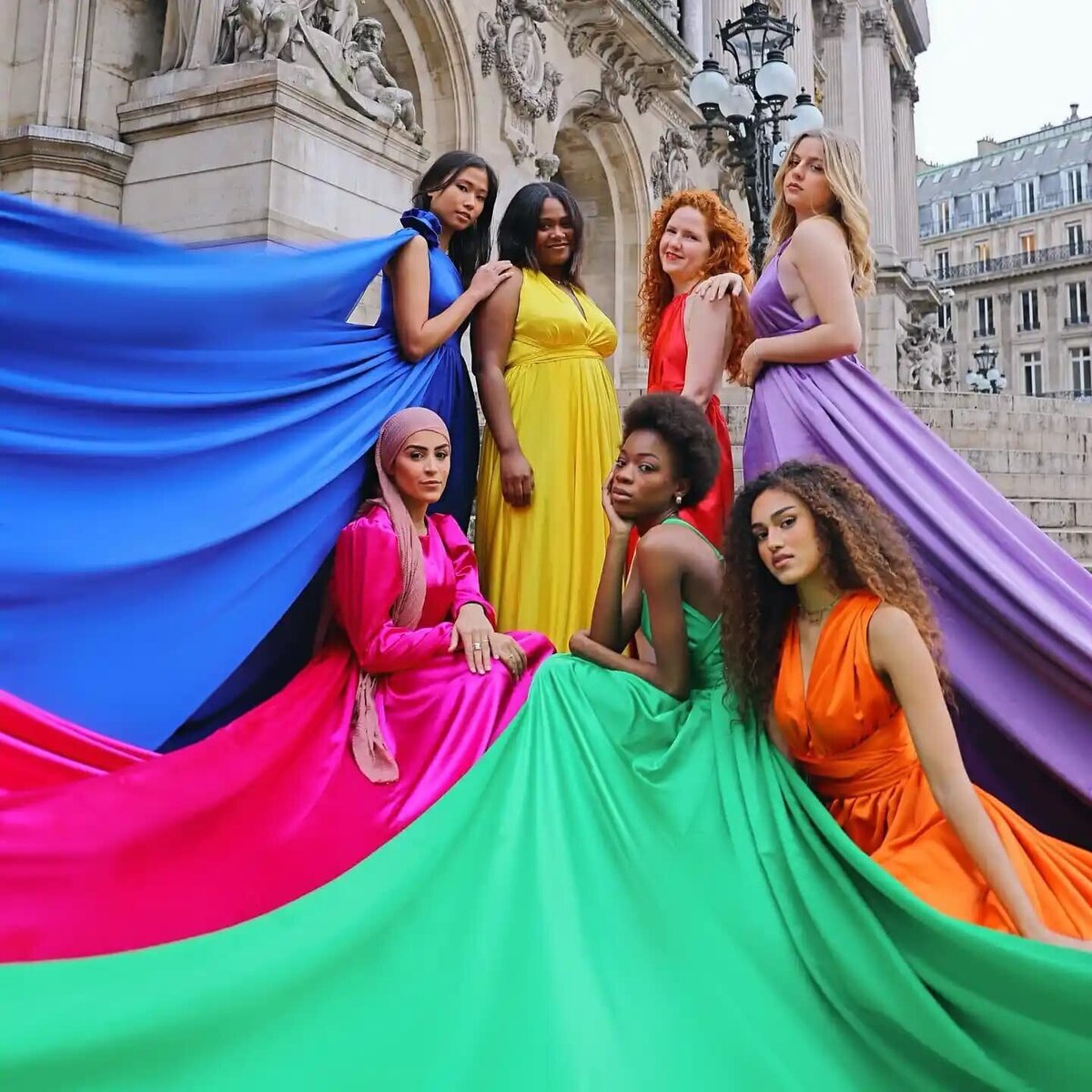 group-picture-flying-dress-france
