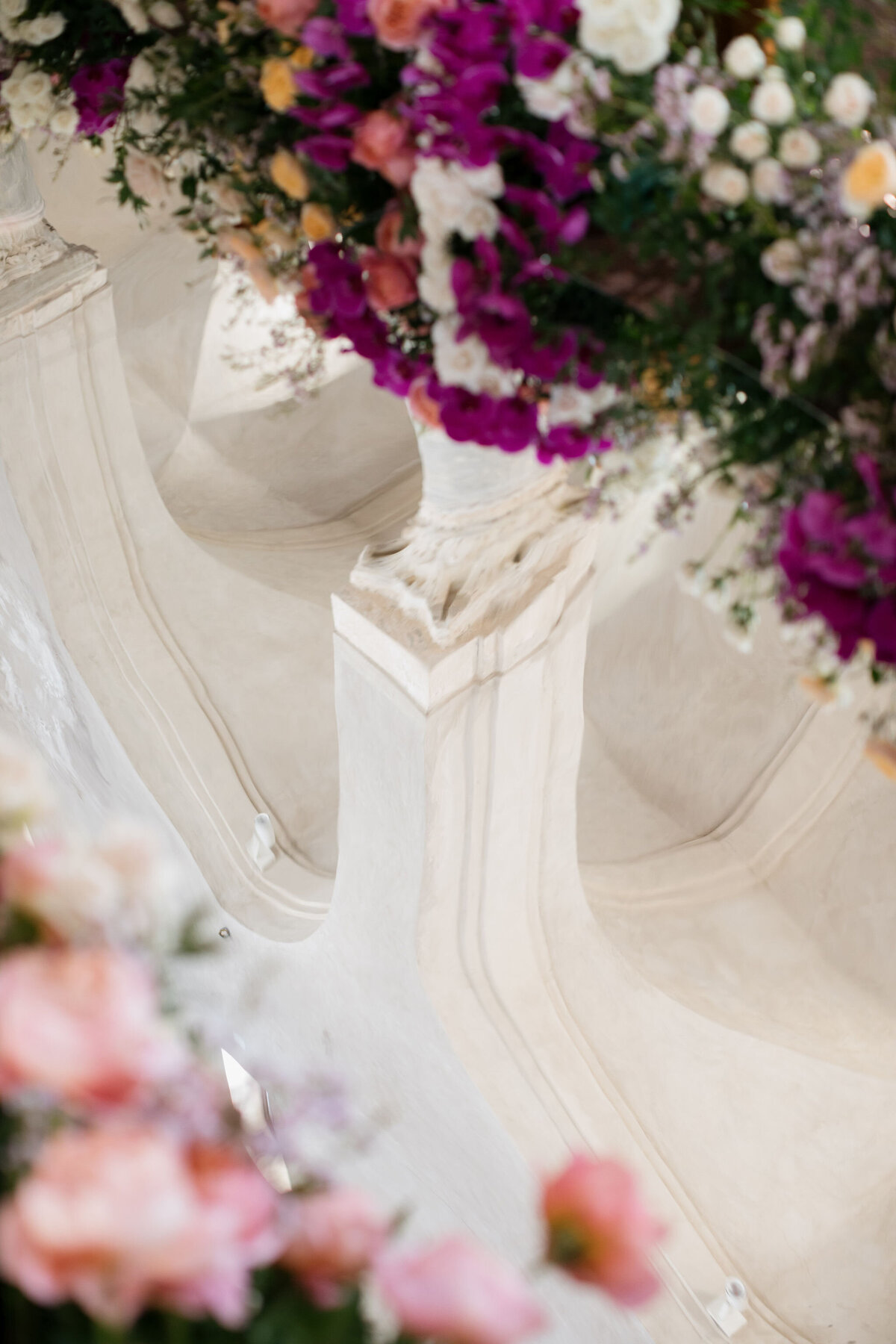 Mirrored aisle for luxury wedding in italy, Capri