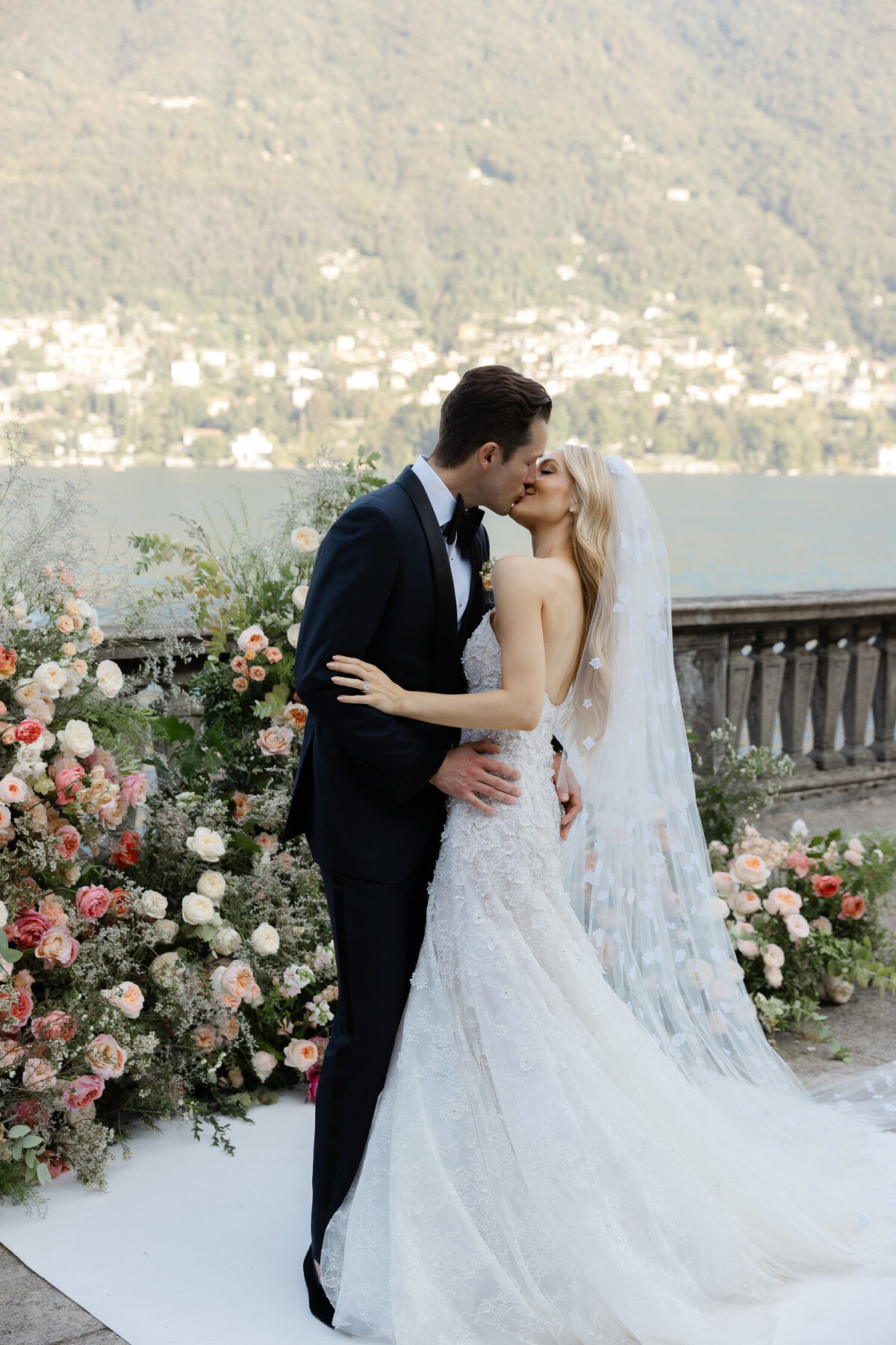Villa-Pizzo-Wedding-Lake-Como-Sophie-Allegra-Elkus-Eventoile-7