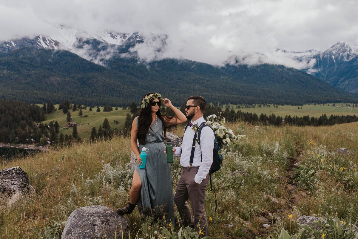 oregon waterfall elopement at sahalie falls