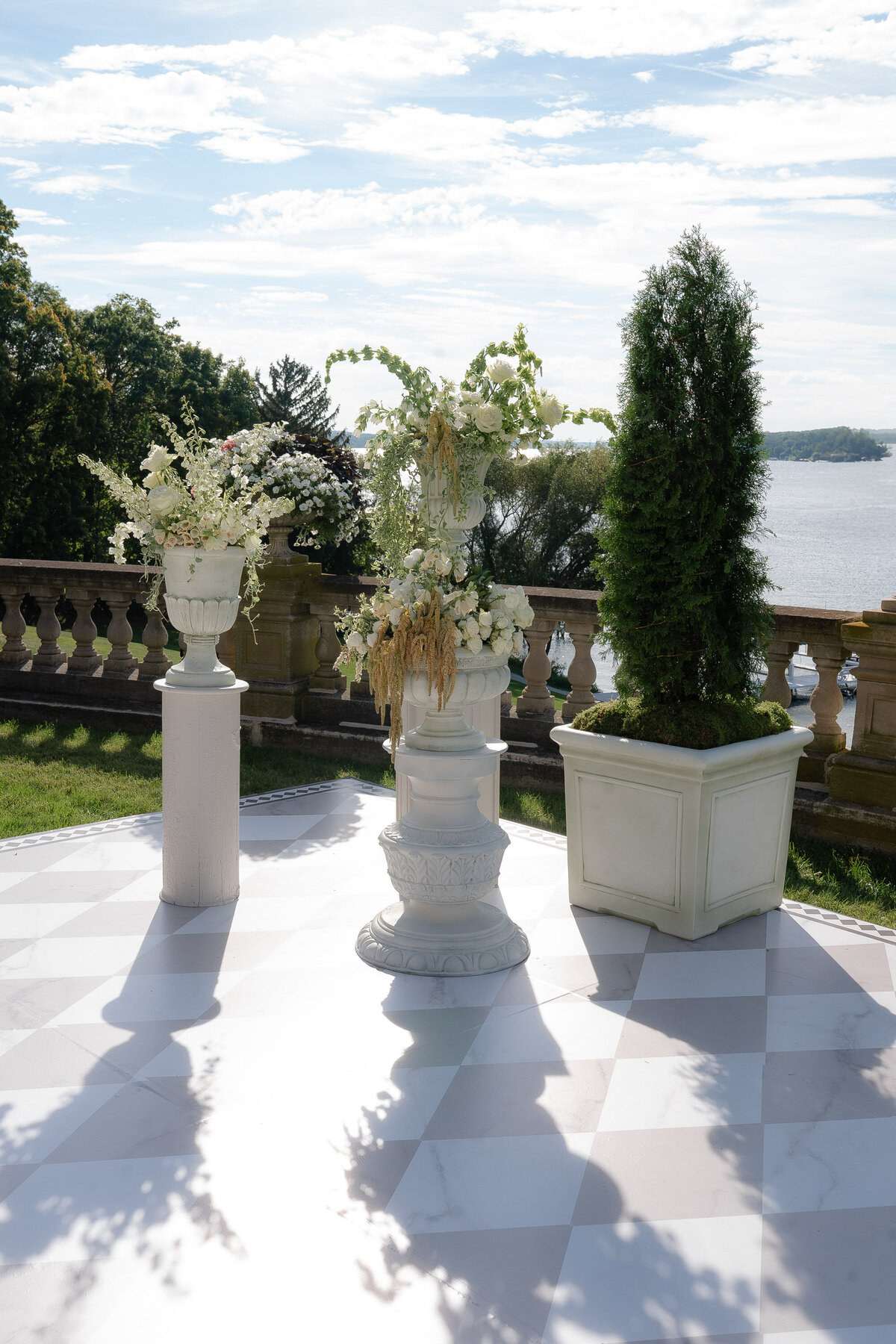 golden hour champagne ivory stone manor wedding lake geneva-34