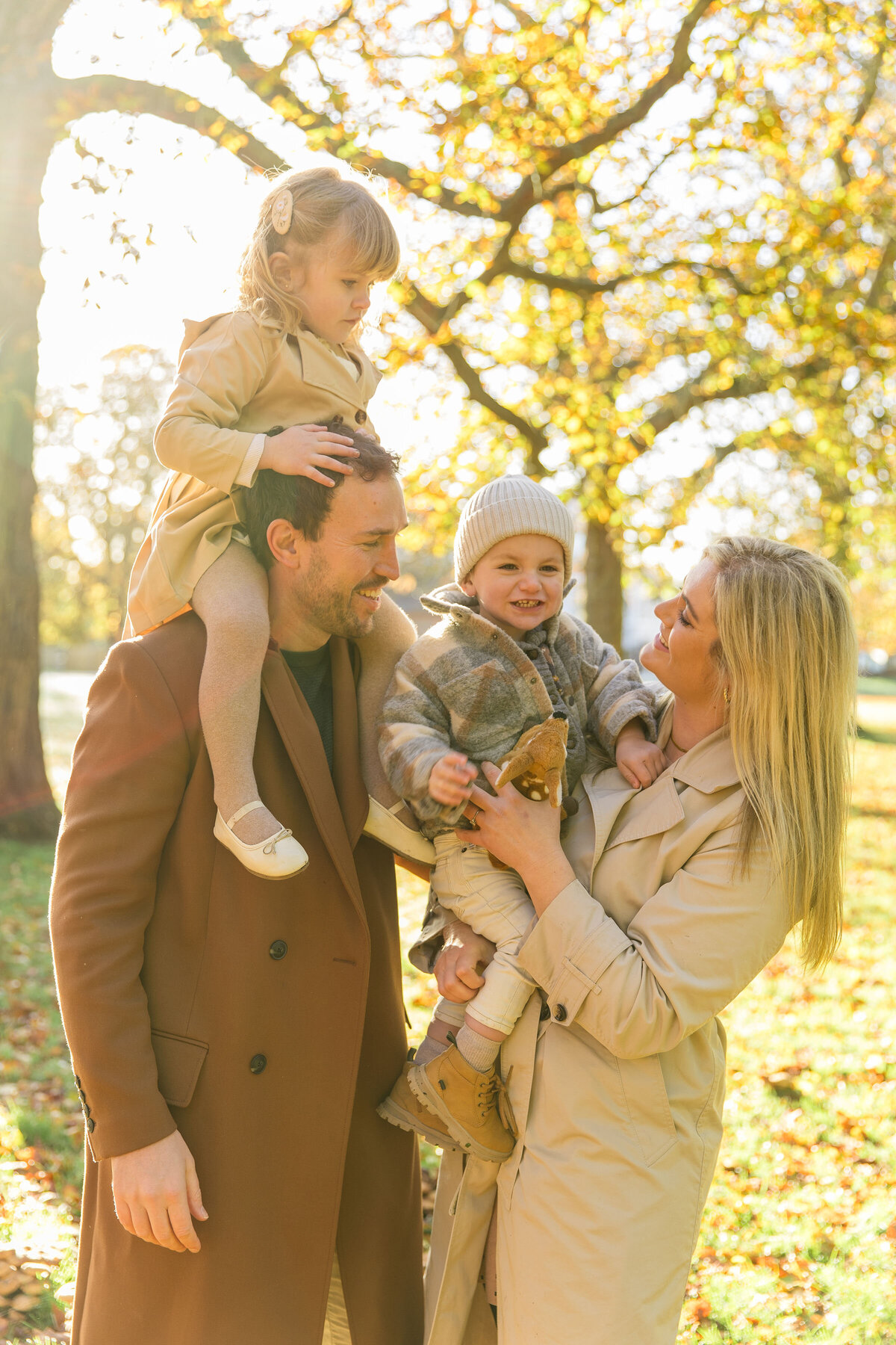 autumn-family-photography-bushy-park-roberta-facchini-photography-14