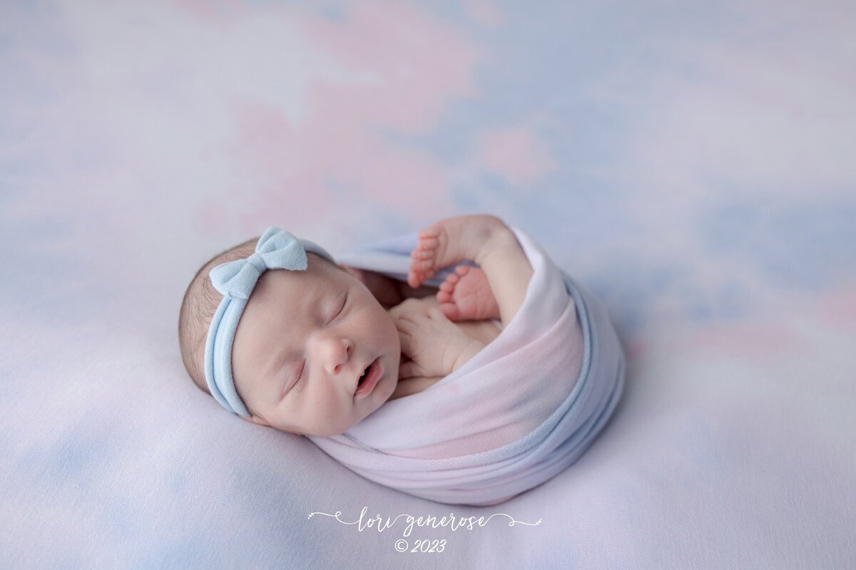 lehigh-valley-photographer-lori-generose-lg-photography-newborn-girl-allentown-pa