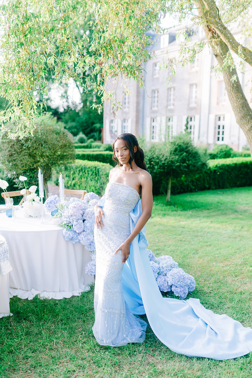 MorganeBallPhotography-Wedding-ChrisKim-ChateaudeVezins-WelcomeDinner-LoveSession-87-2954