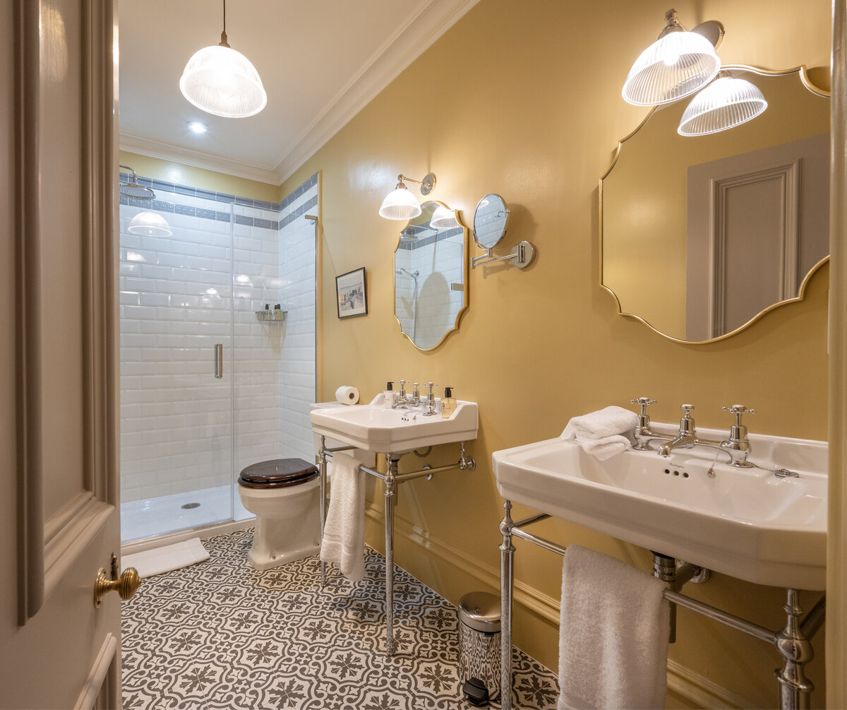 Bathroom 2