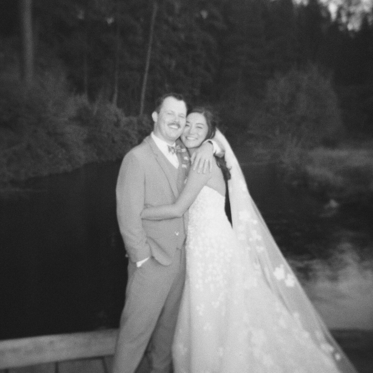 andrew-tiffany-couples-portraits-olive-and-oath9