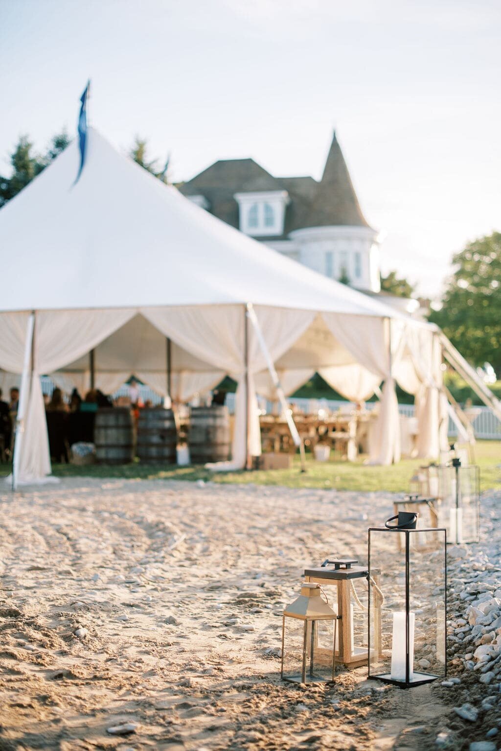 Bay Harbor Winery Wedding Beach-min