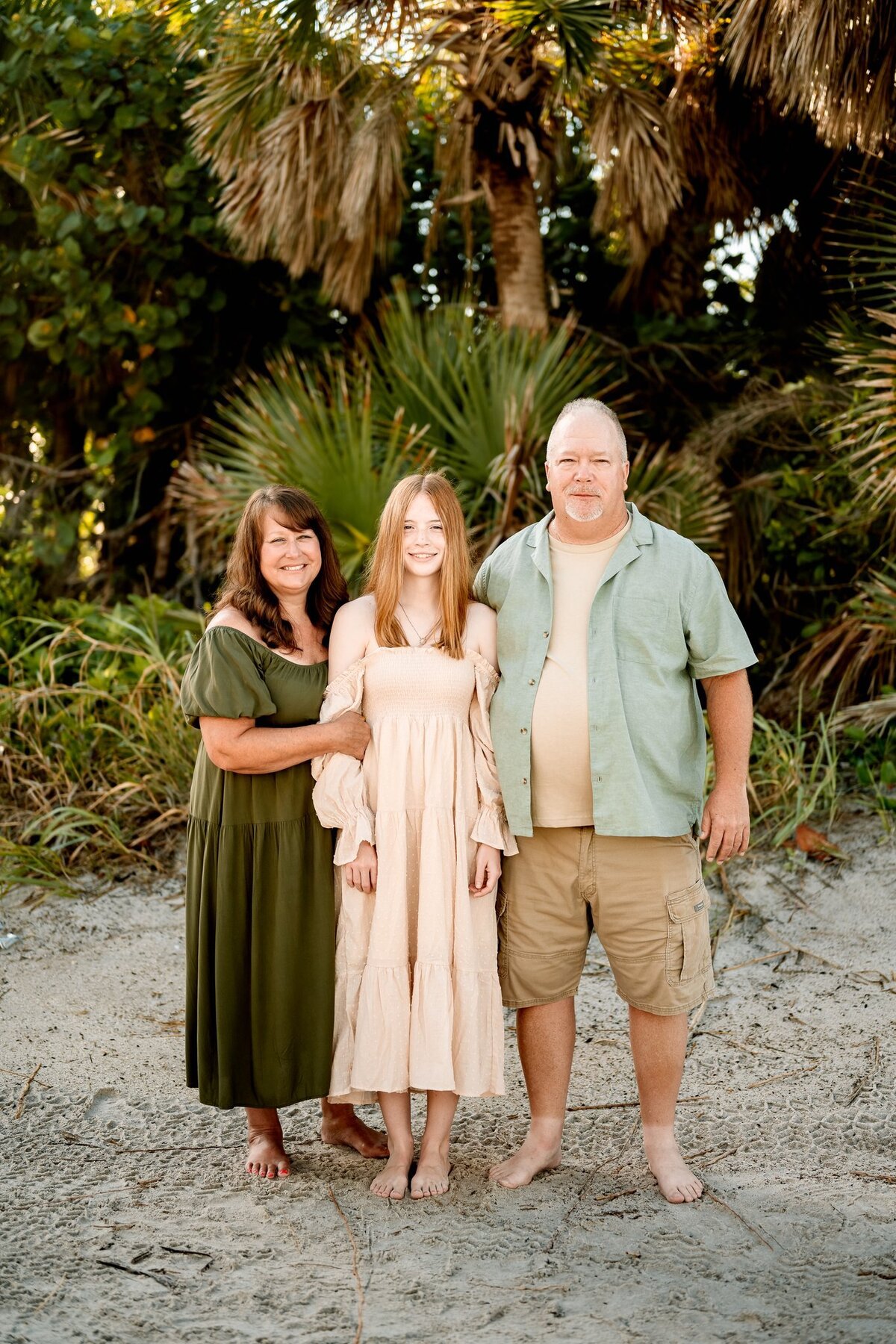 Shantie Family Portraits 2024 - Chasing Creative-3