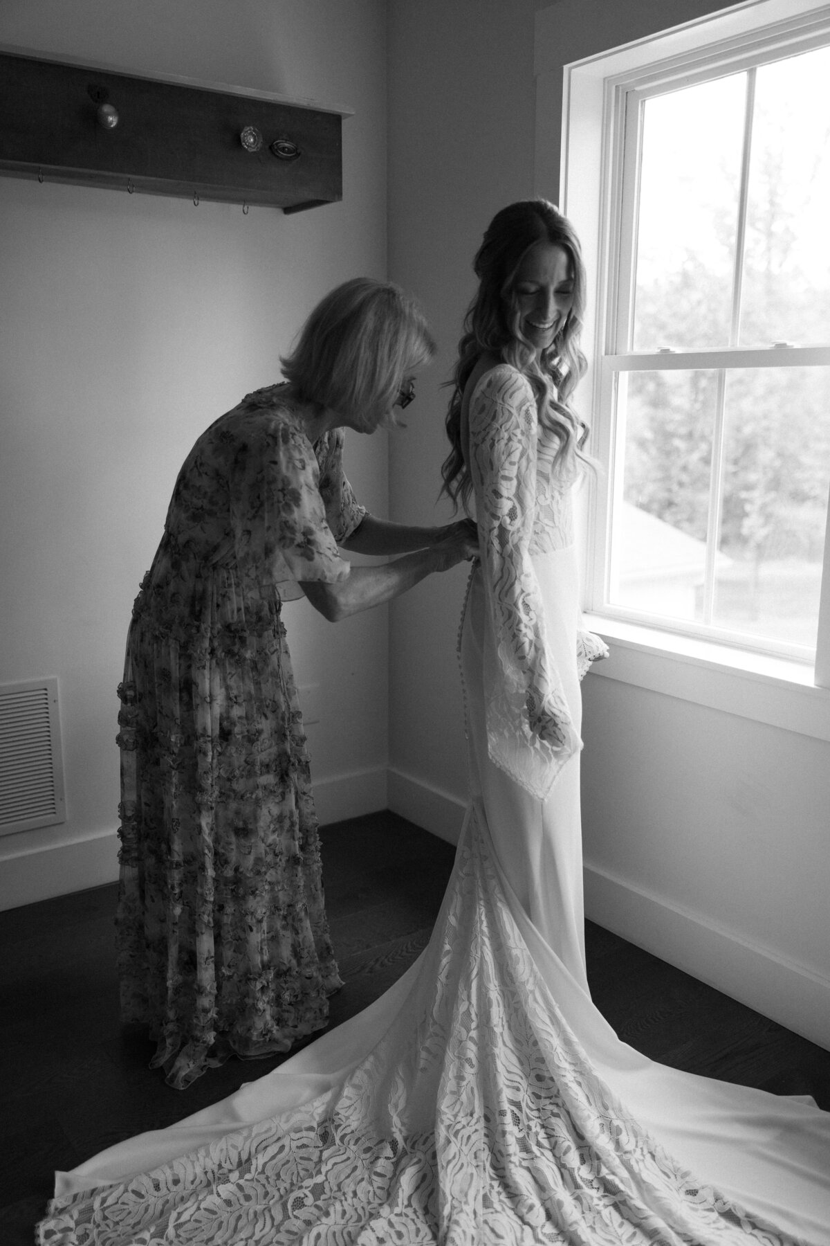 Bridal Portraits by Richmond VA Wedding Photographer