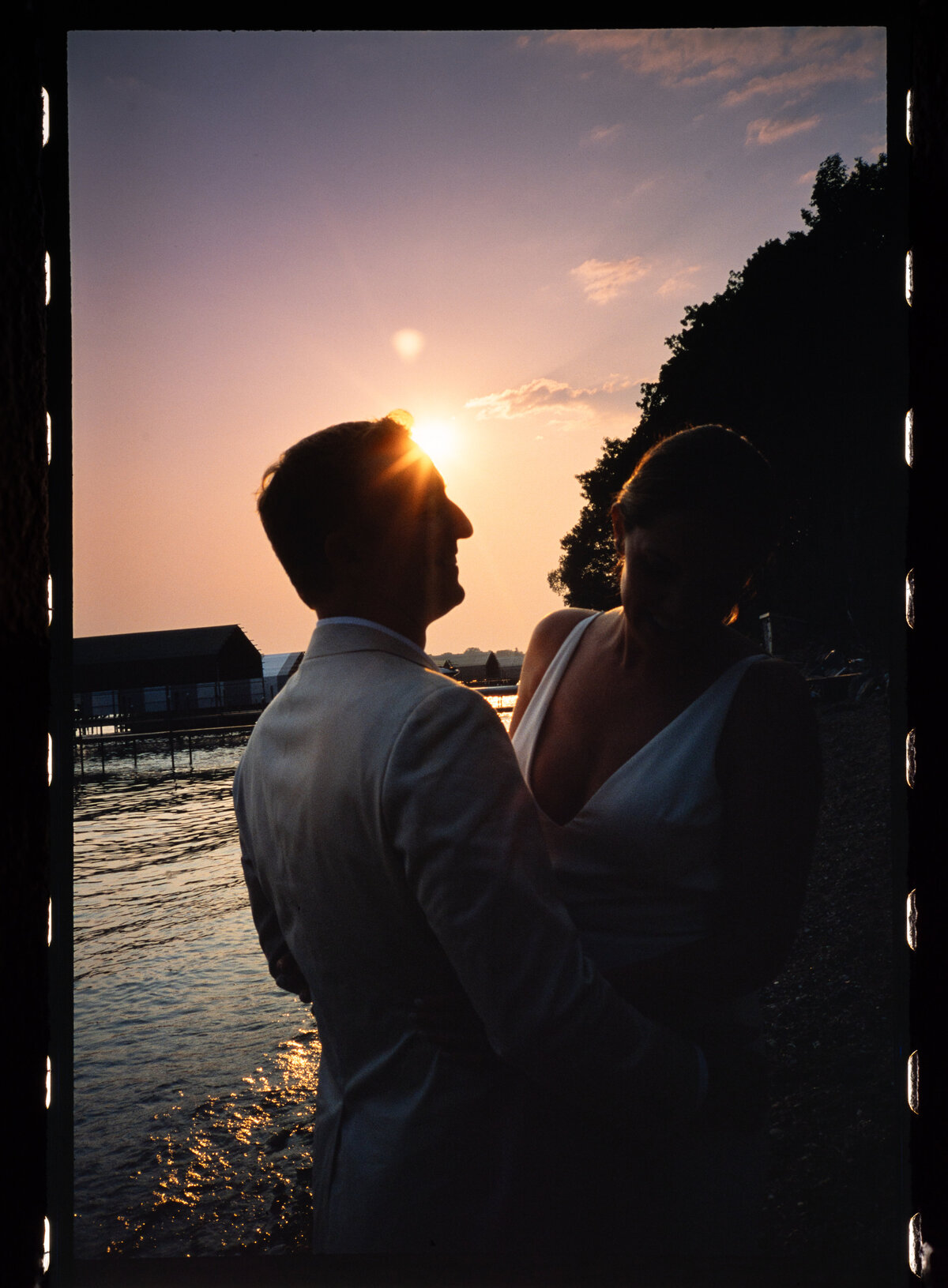 Lake-Minnetonka-wedding-Will-DeGraw-Clever-Disarray-1