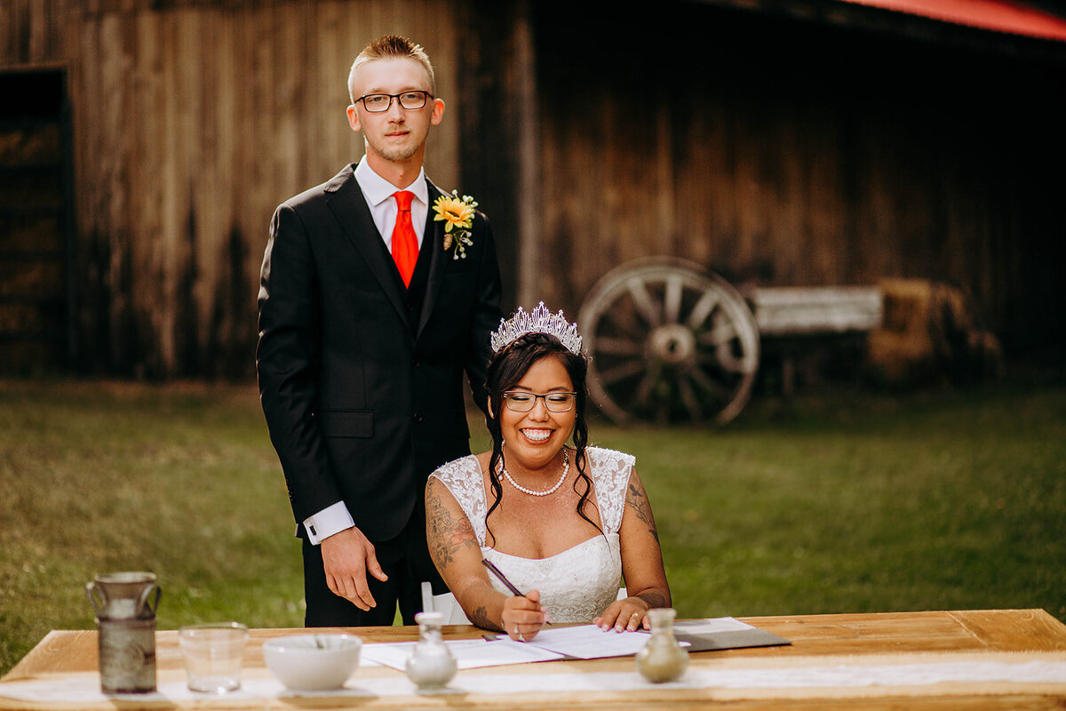 Sep2022Katie and Jake WeddingMommaPenguinPhotography-341-3