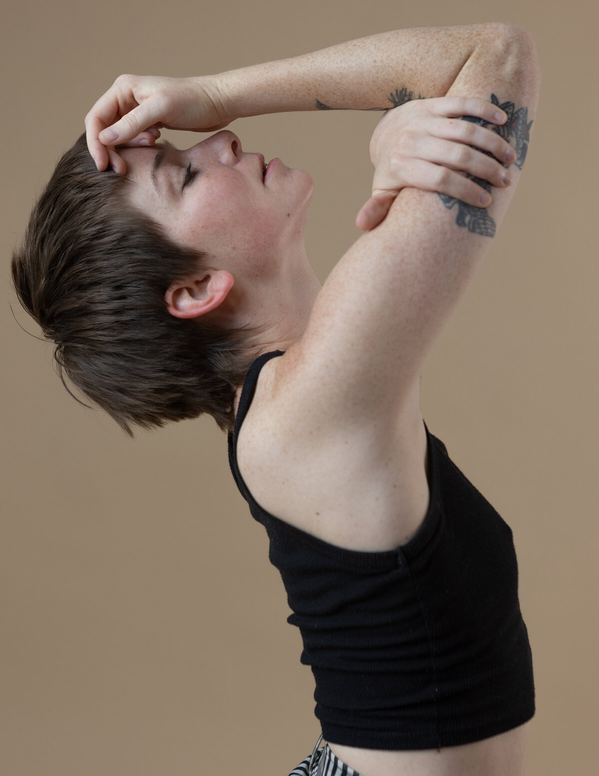 neutral-sideprofile-portrait
