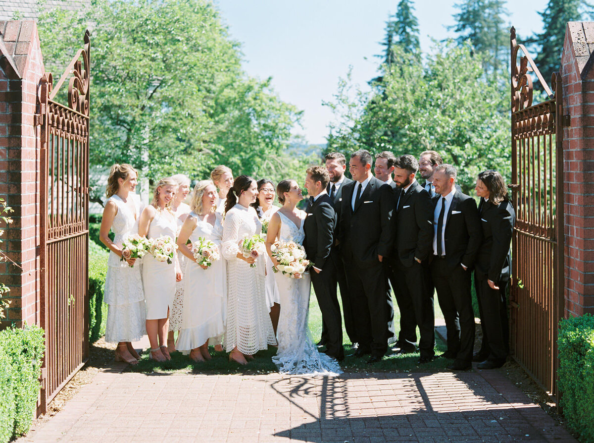 Carlos-Hernandez-Photography-Megan-Trevor-Wedding-Portland-Oregon-174