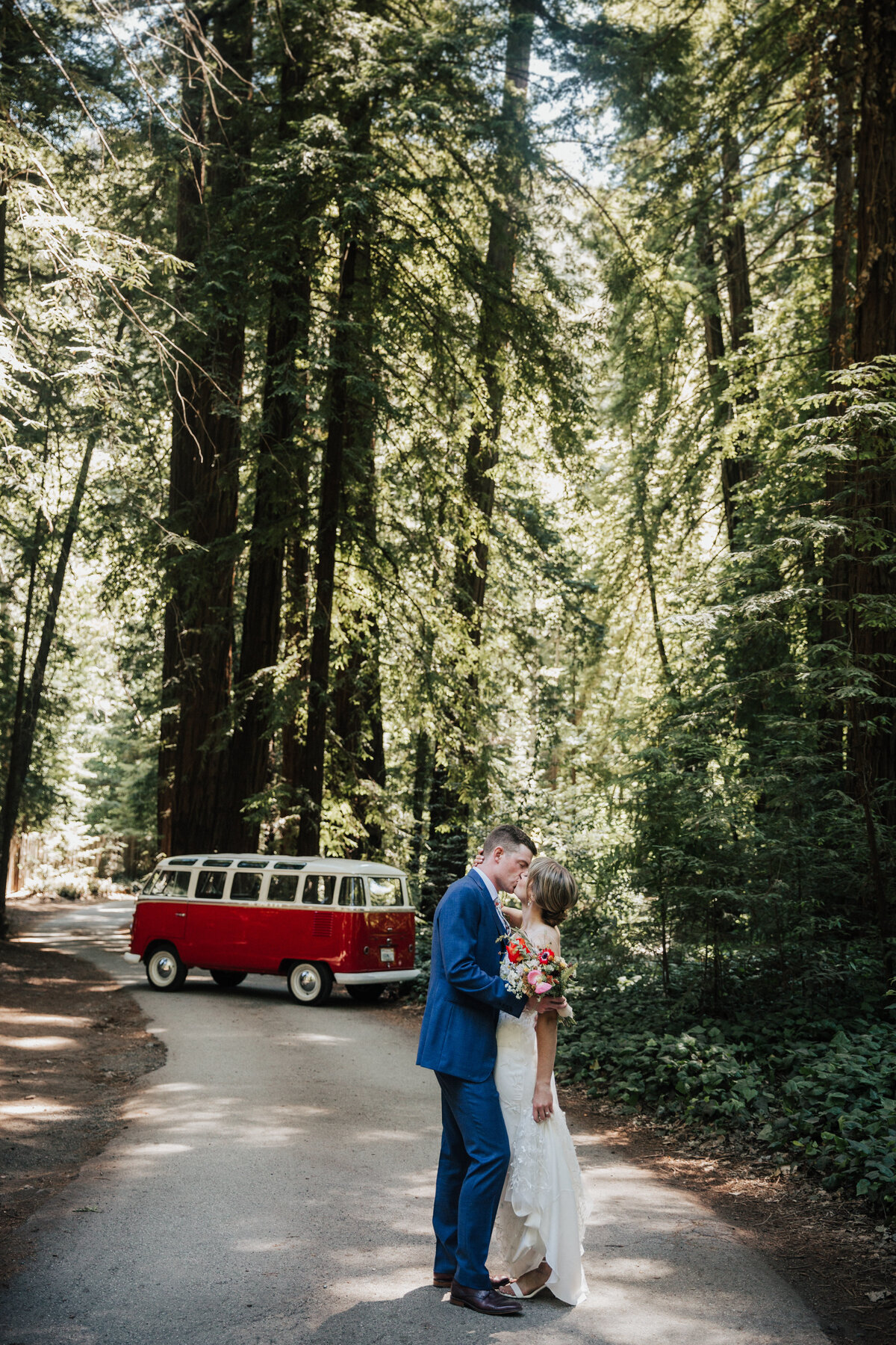 THEDELAURAS_LOMAVISTAGARDENS_BIGSUR_WEDDING_JENNARALEIGH_ENGAGEDANDINSPIRED_0472 copy