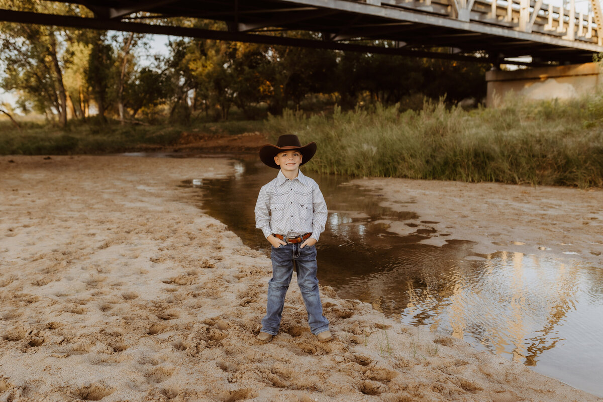 mary-wiebe-family-session (23)