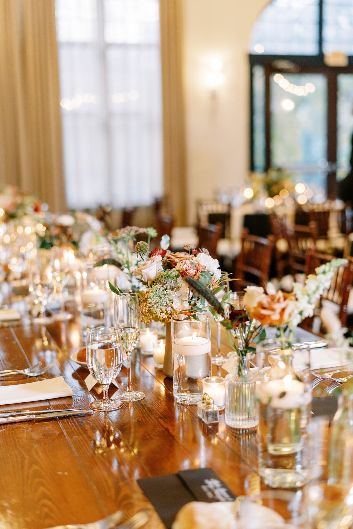 Phoenixville-Foundry-Romantic-Fall-Wedding-Photographer-Reception-Decor-Photos_137