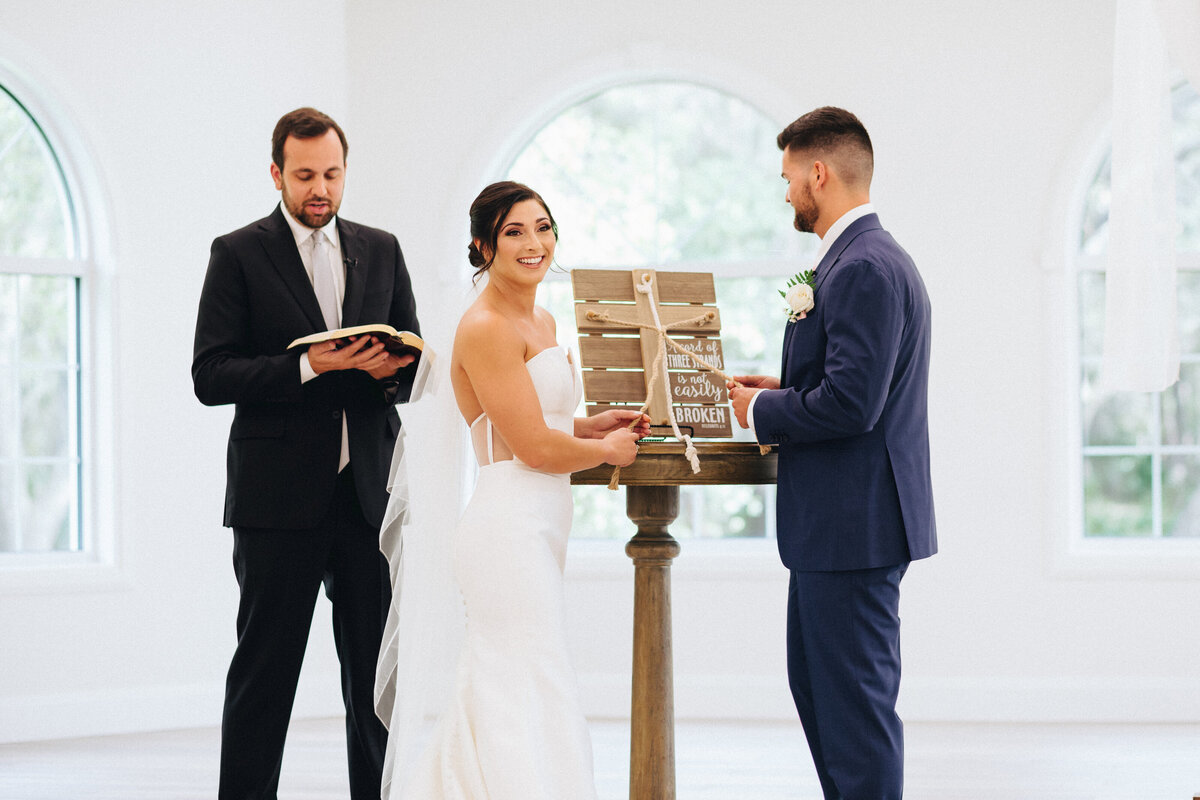 miranda-rose-photo-harborside-chapel-elope-tampa-chantilly-chic-5