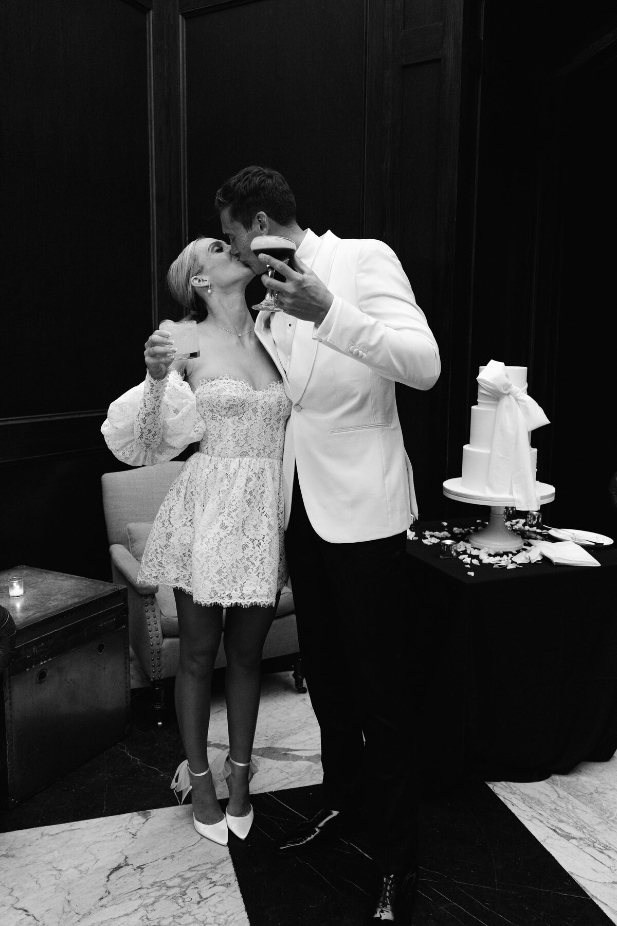 brittany-pannebaker-tampa-florida-destination-wedding-photographer-wedding-chandler-and-cole-tampa-harborside-chapel-712
