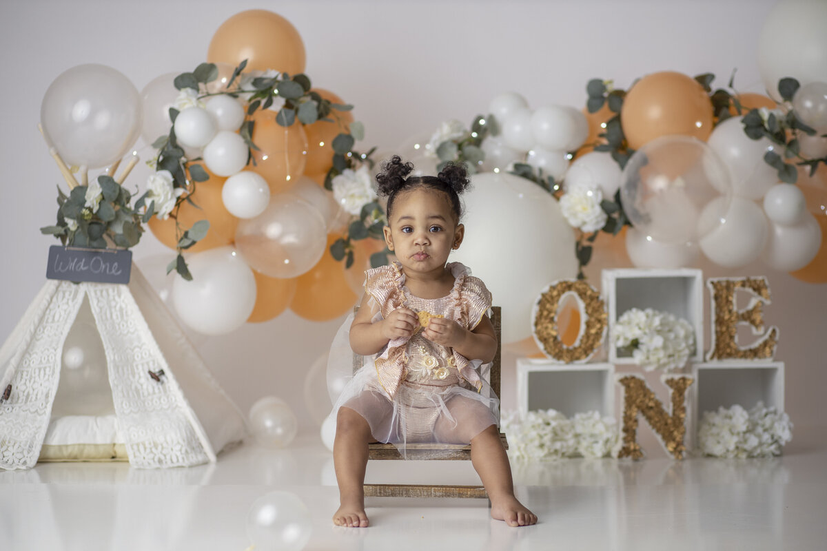 Hampton Georgia cake smash photographer, first birthday photographer in Atlanta, photography studio with props in jonesboro Georgia