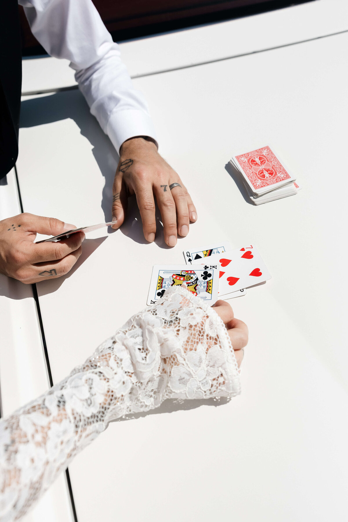 88_riskyexposure_sasha-andy_las-vegas-elopement-photography