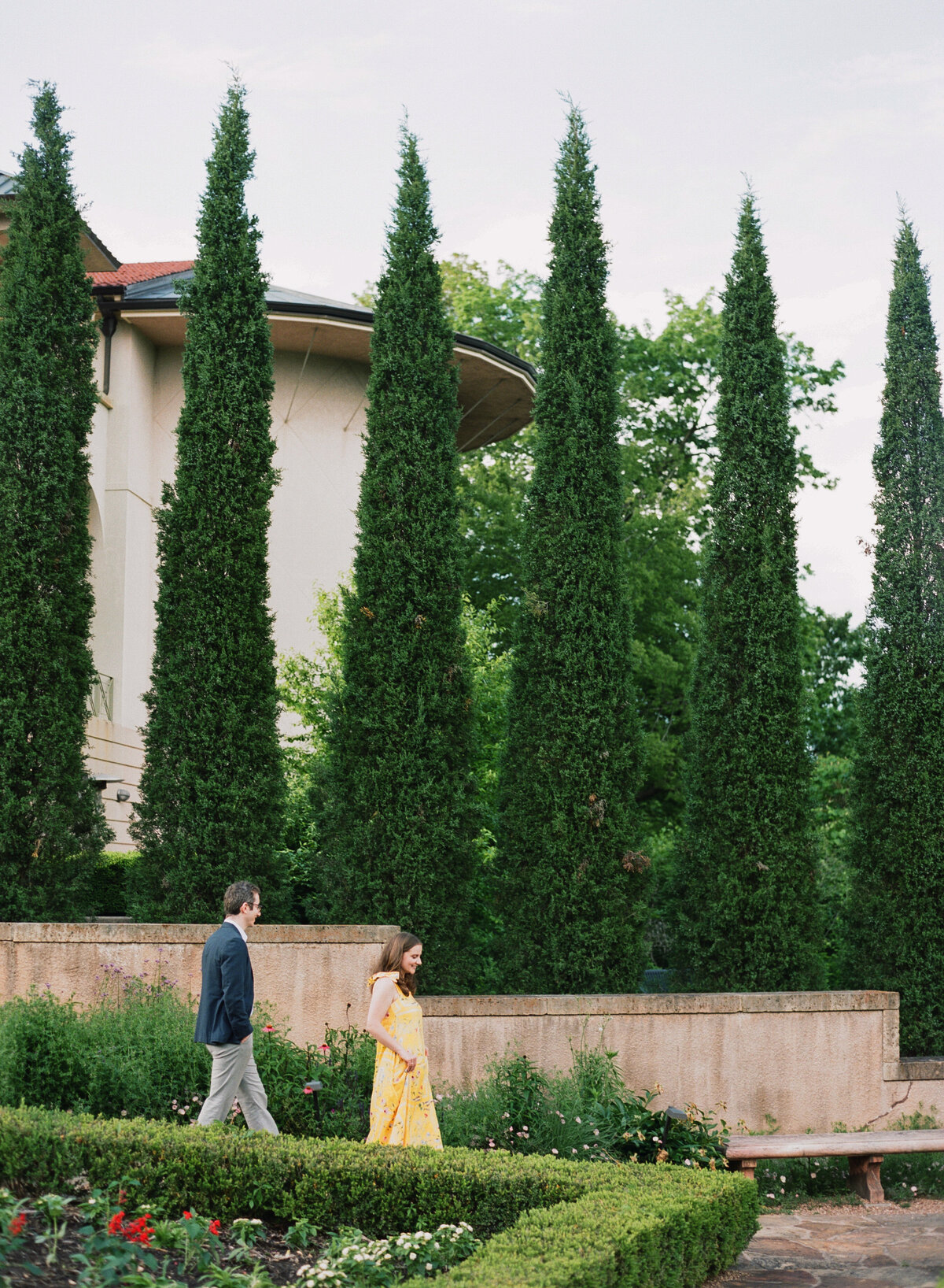 5-7-25 Will & Sara Engagement Session at Philbrook Museum Tulsa Wedding Photographer Laura Eddy Photography-119