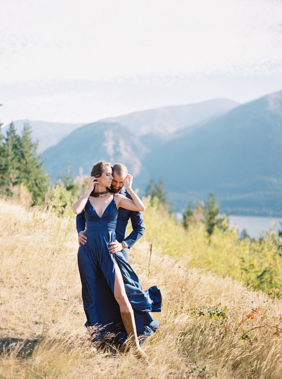wind_mountaint_ranch_engagement_photos-15
