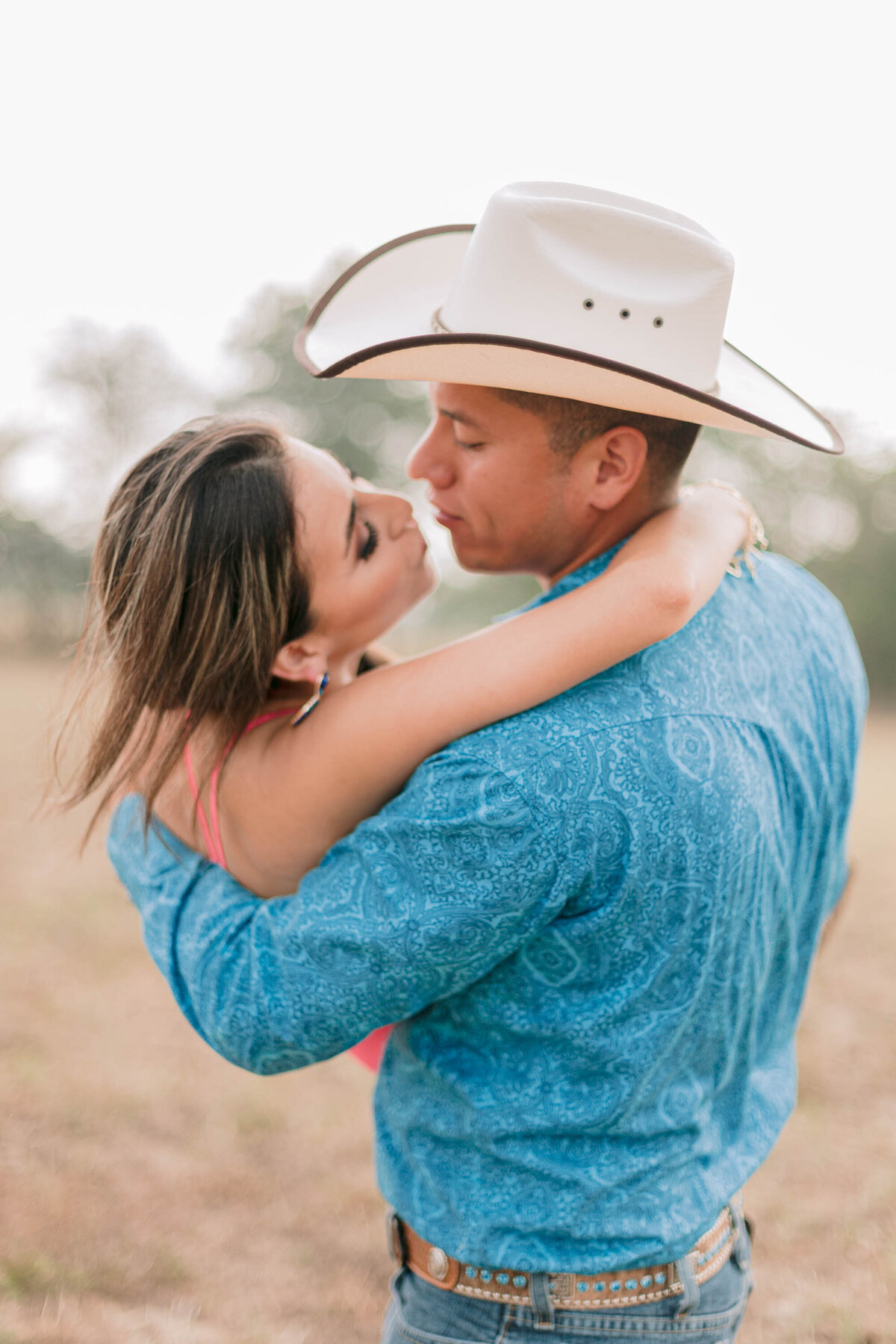 Texas-San-Antonio-Austin-Houston-Wedding-Photographer-Engagement-JL-Farm_0111