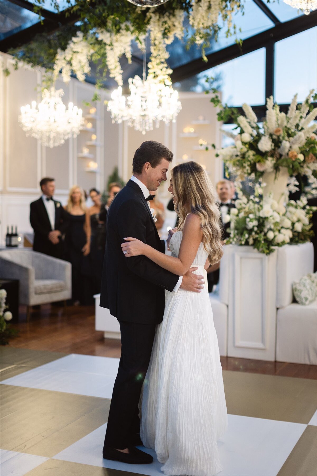 Caroline & Louis Wedding Previews-193