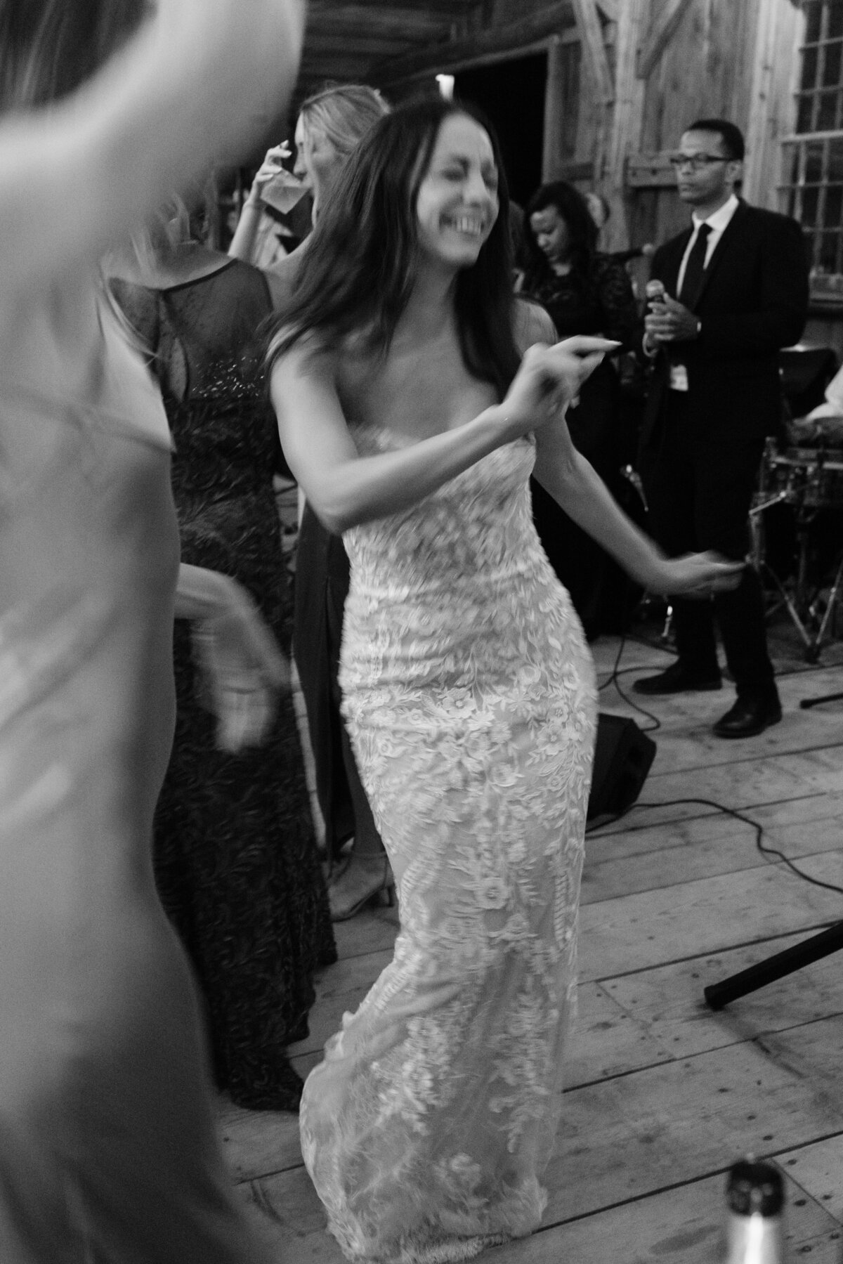 Petal & Glass Photography New Jersey Philadelphia NJ Editorial and Documentary Wedding Photography Super8 Films Destination Weddings Timeless Editorial Weddings Nostalgic Charm Romantic Evocative Images Kristen Gregor236-min