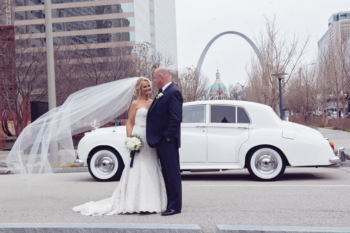 sarah-oberheim-photography-best-st-louis-missour-marriott-st-louis-grand-wedding-photographer4