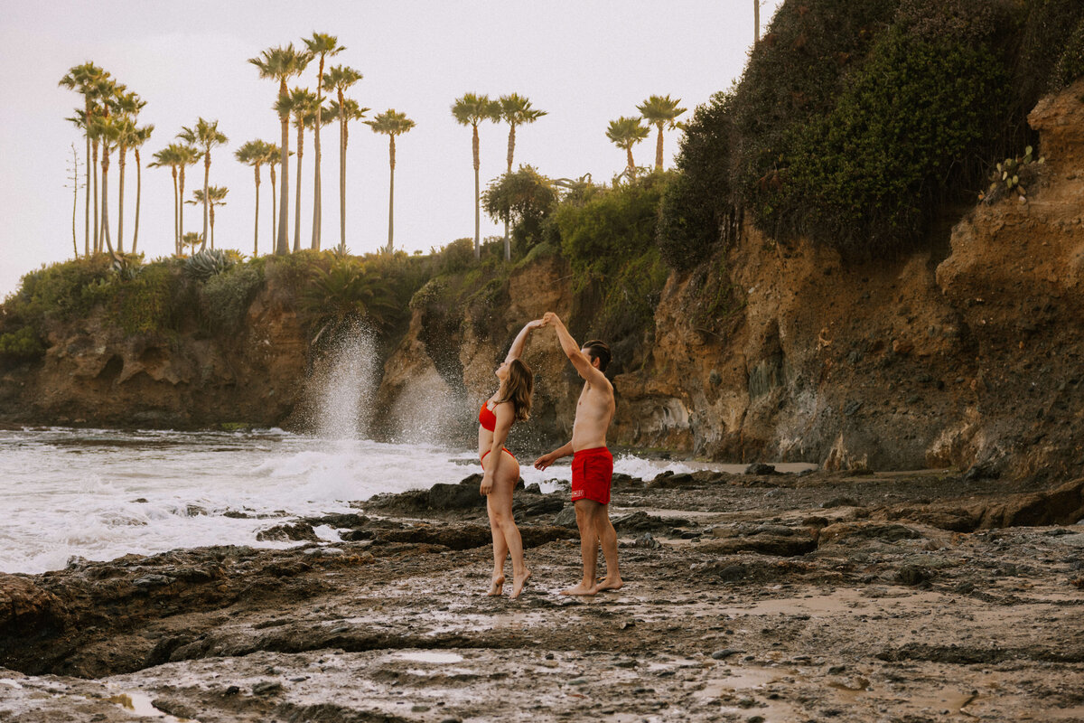 socal-laguna-beach-couple-session